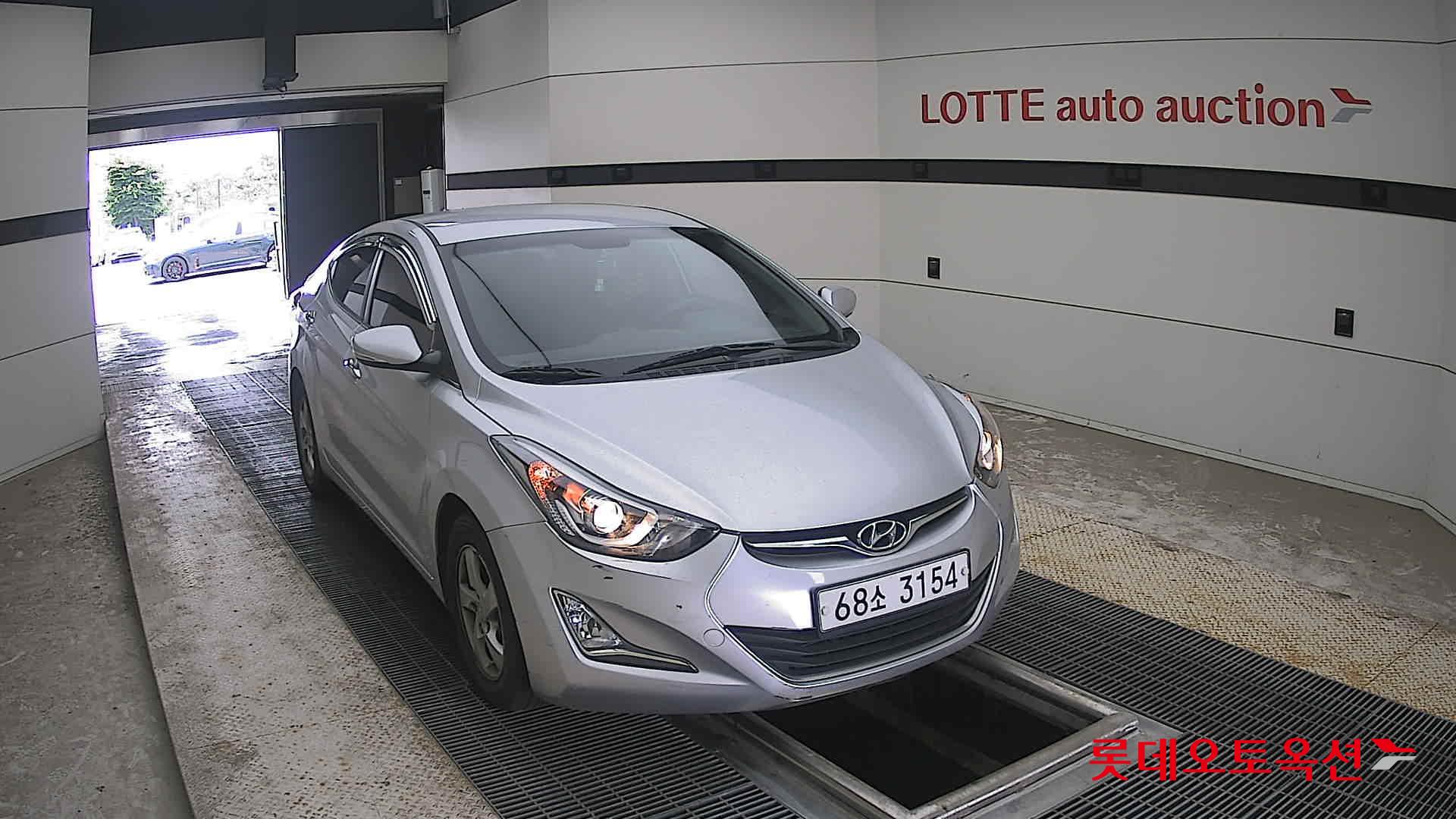 2015 - hyundai avante