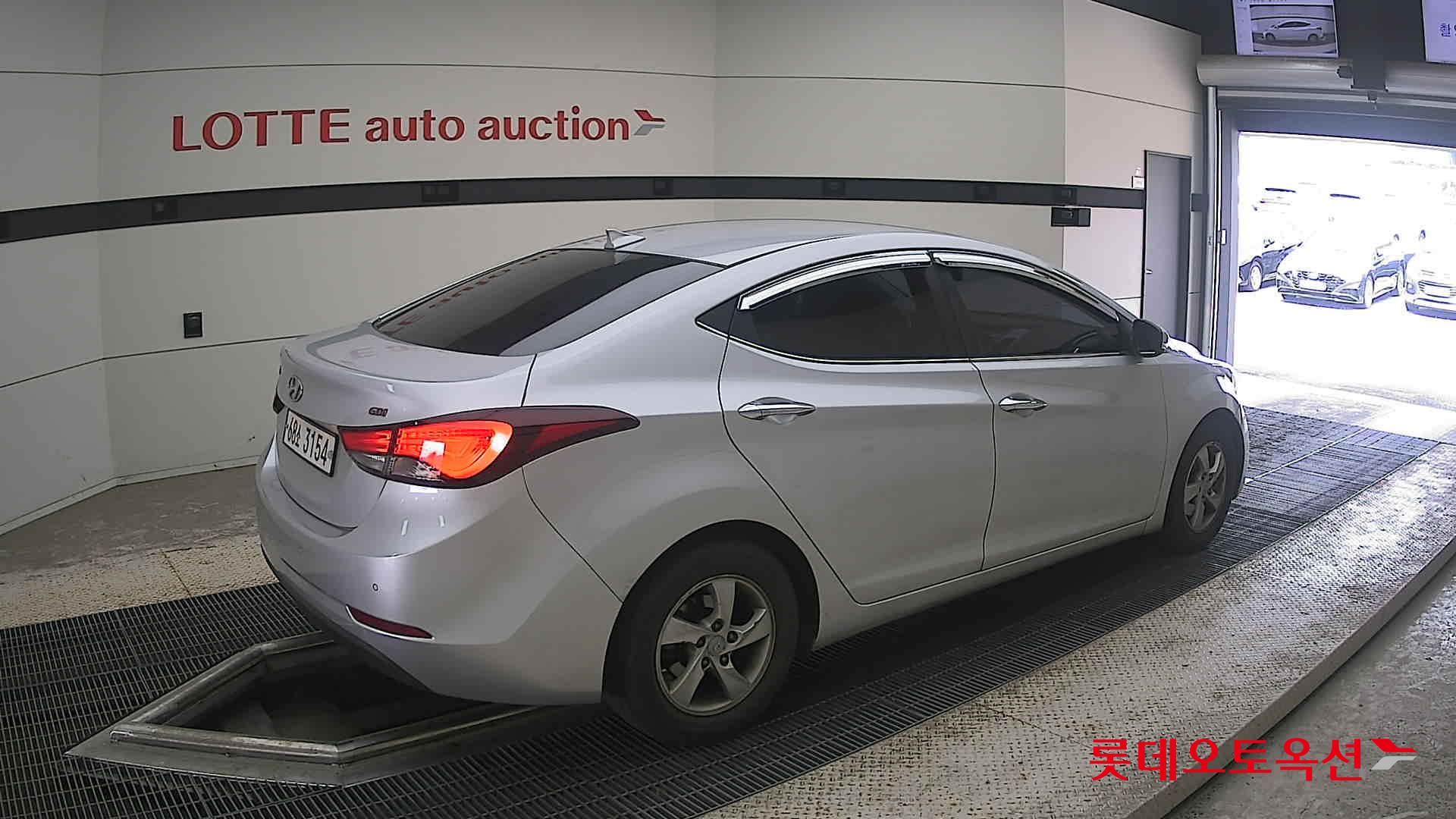 2015 - hyundai avante