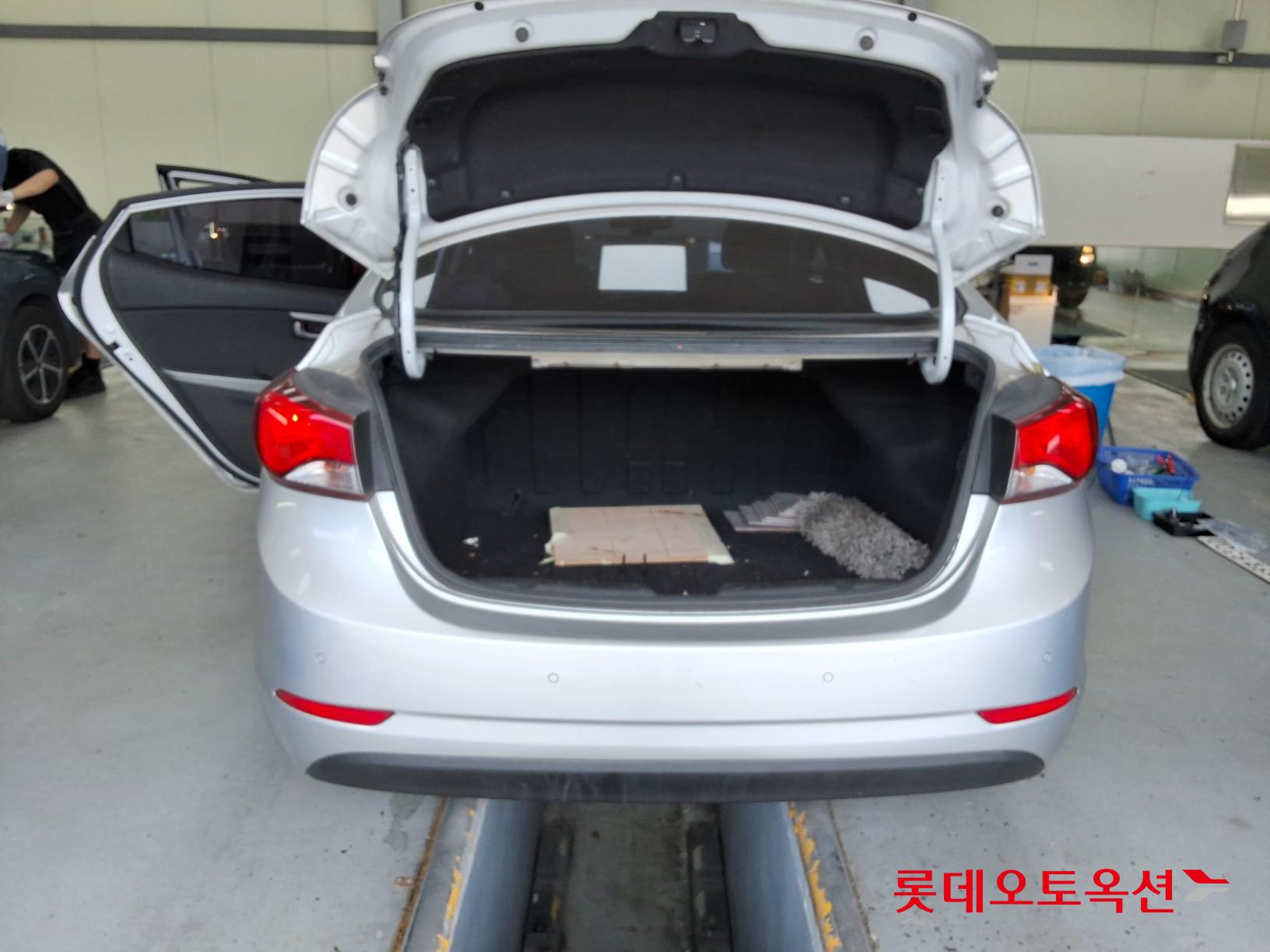 2015 - hyundai avante
