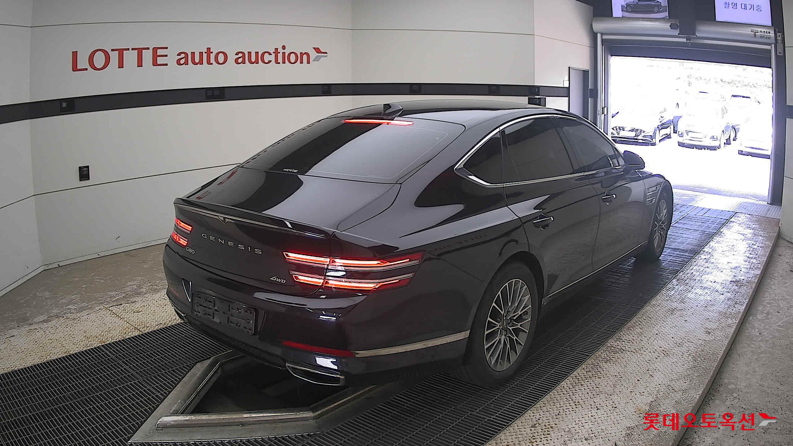 2022 - genesis g80