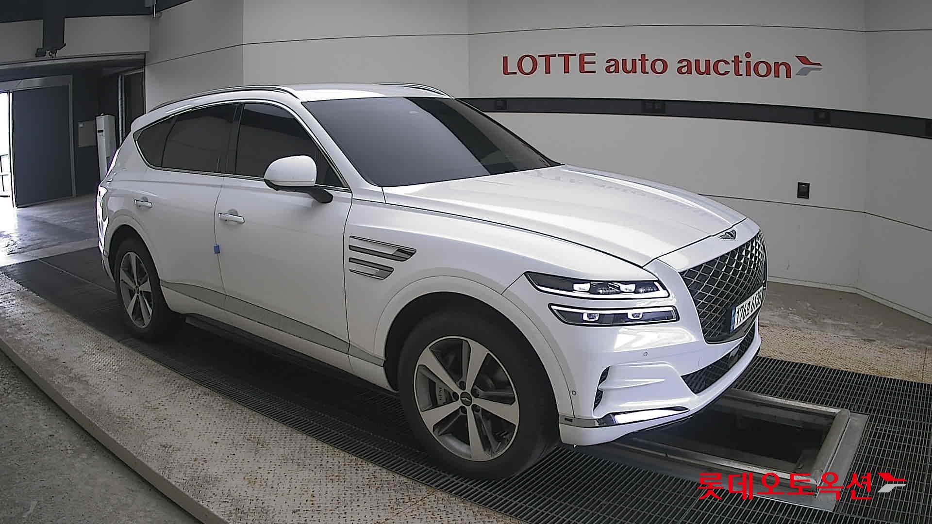 2022 - genesis gv80