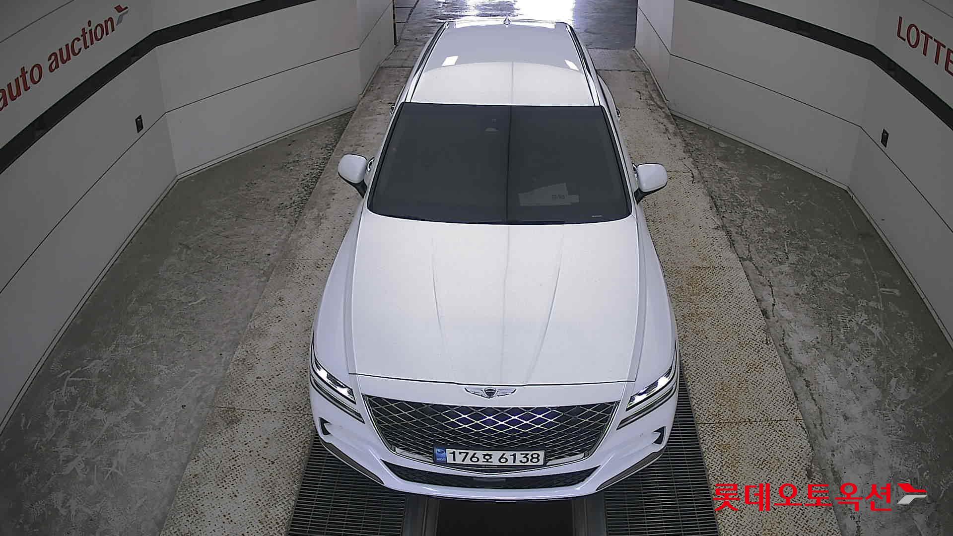 2022 - genesis gv80