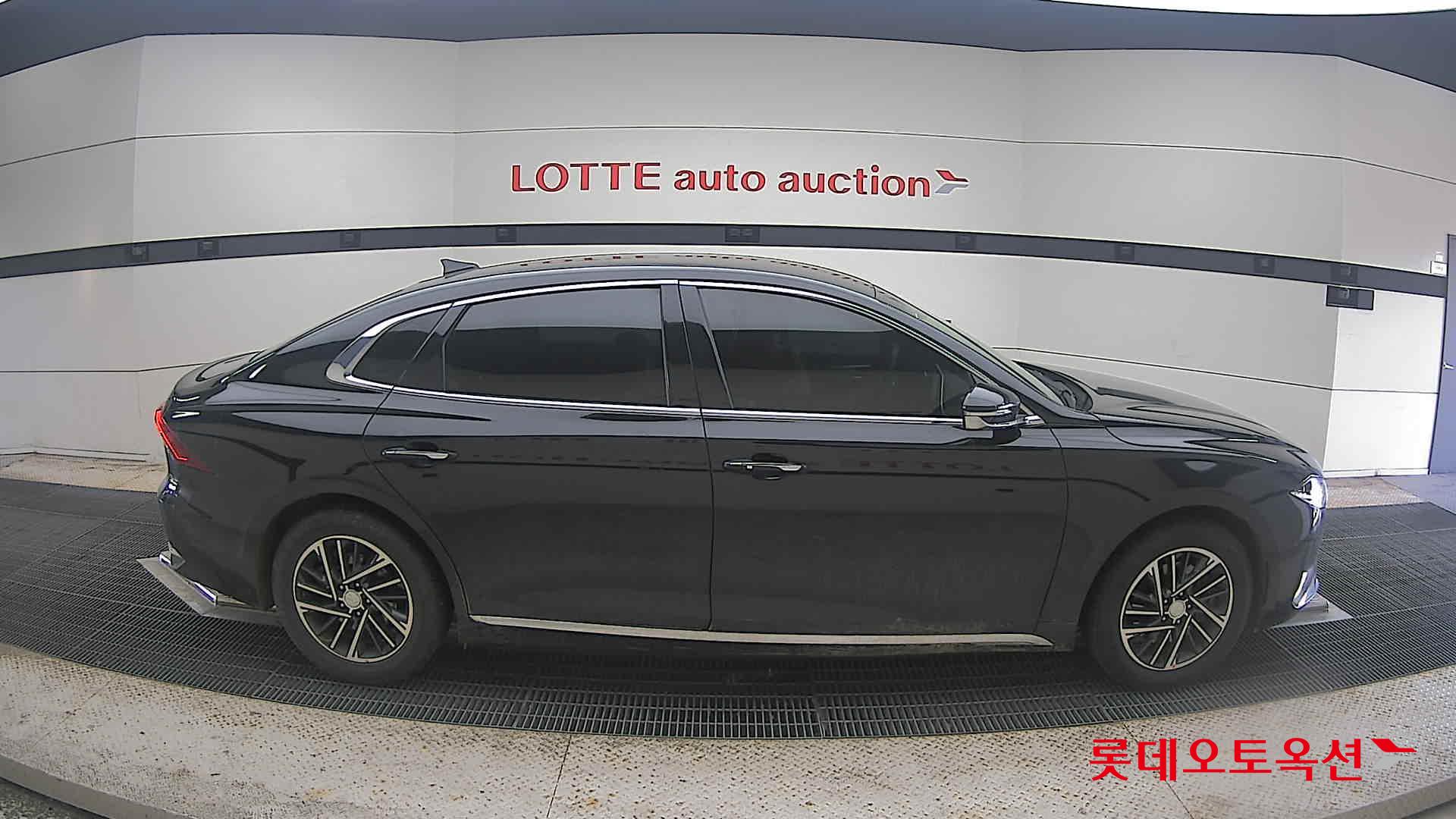 2022 - hyundai grandeur