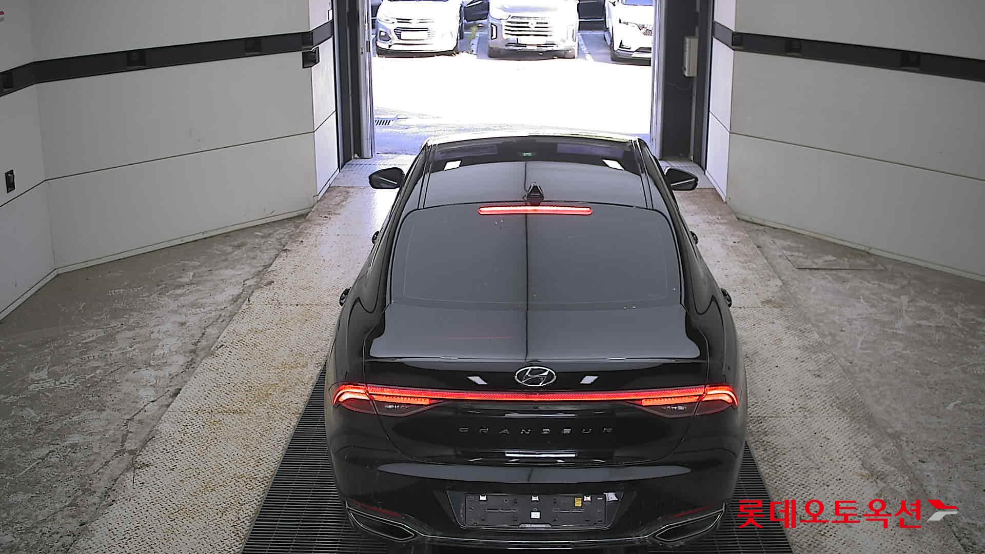 2022 - hyundai grandeur