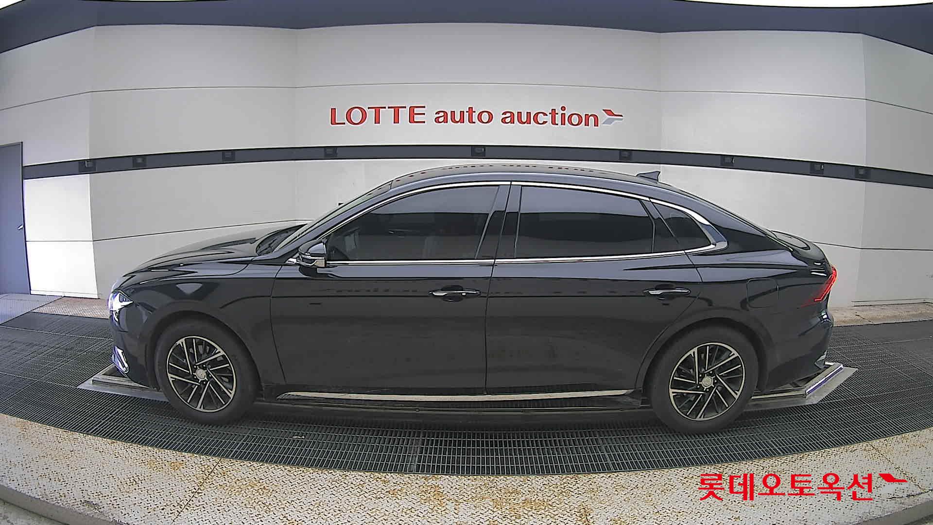 2022 - hyundai grandeur