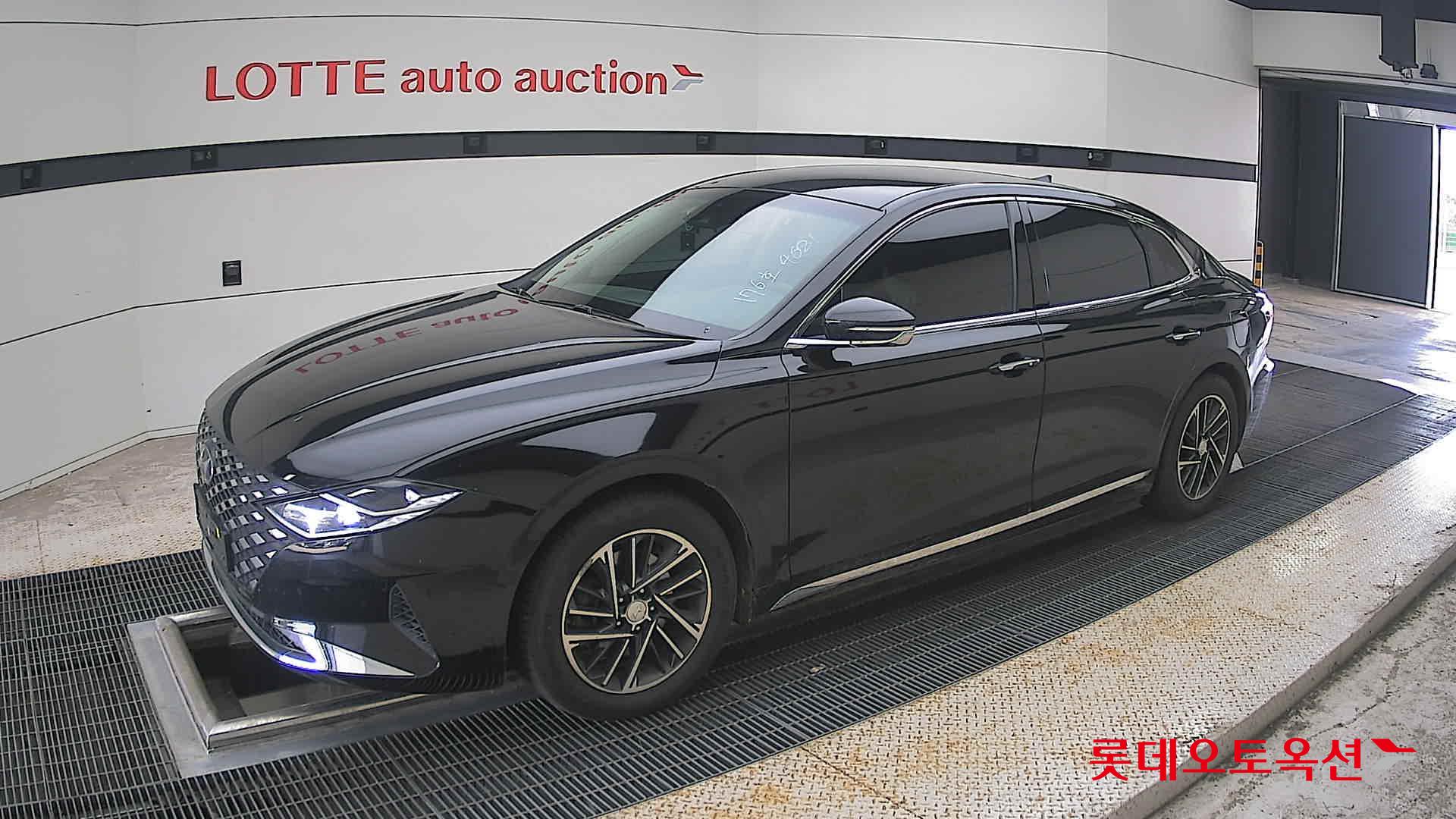 2022 - hyundai grandeur