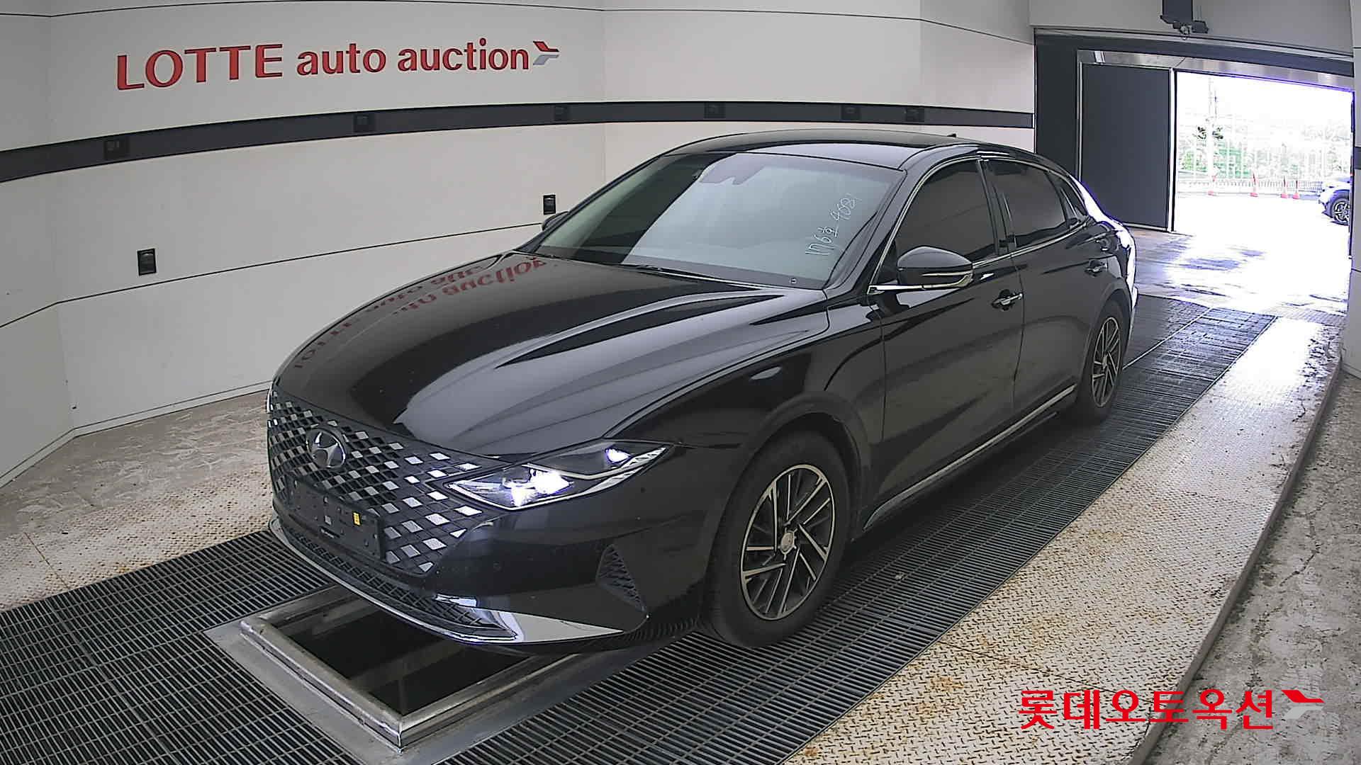 2022 - hyundai grandeur
