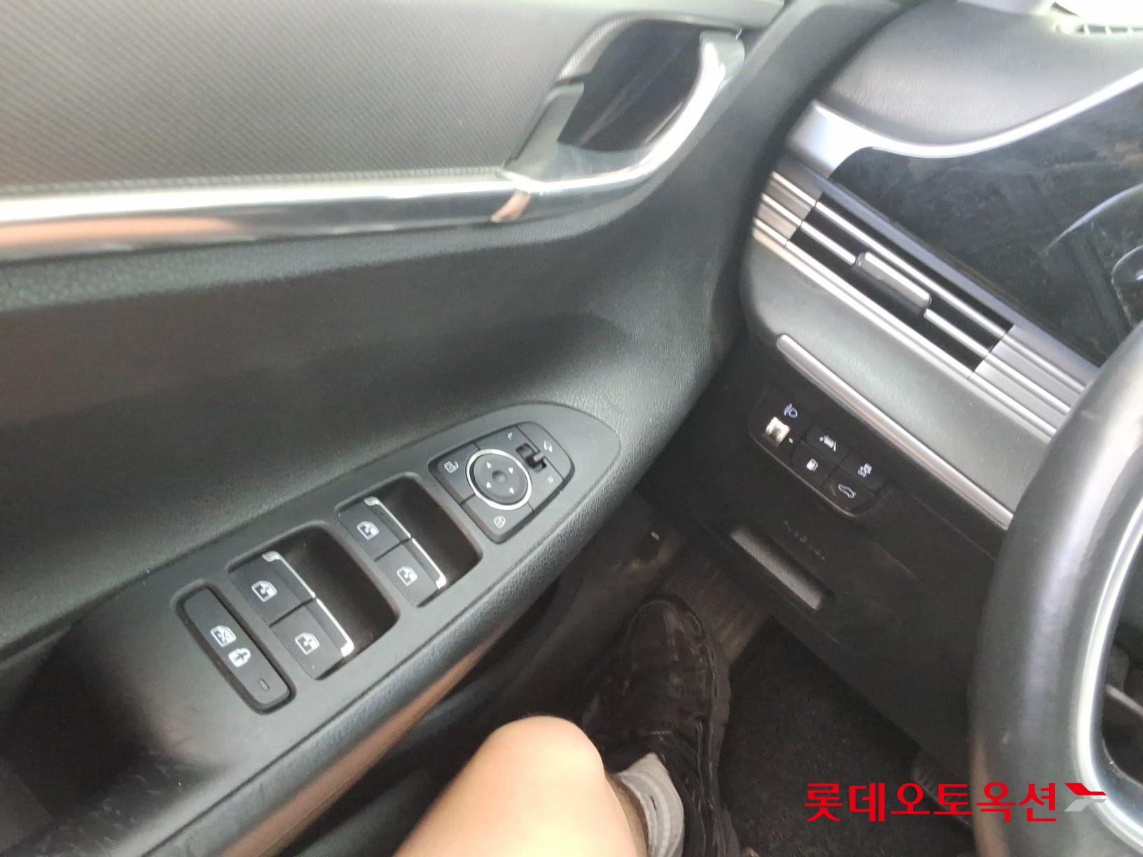 2022 - hyundai grandeur