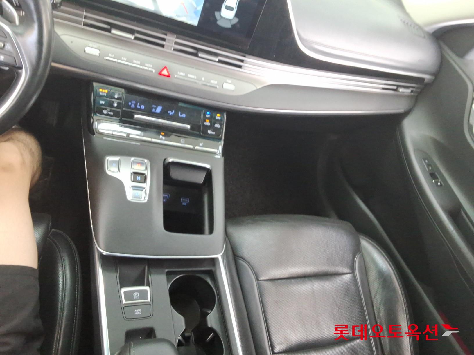 2022 - hyundai grandeur