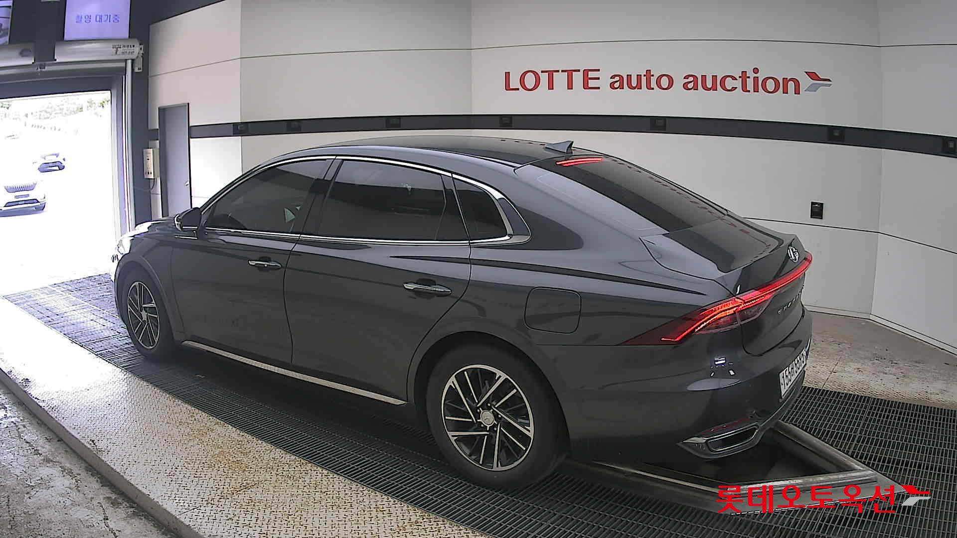 2020 - hyundai grandeur