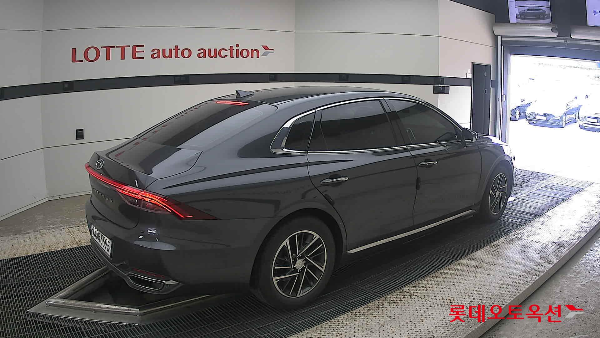 2020 - hyundai grandeur