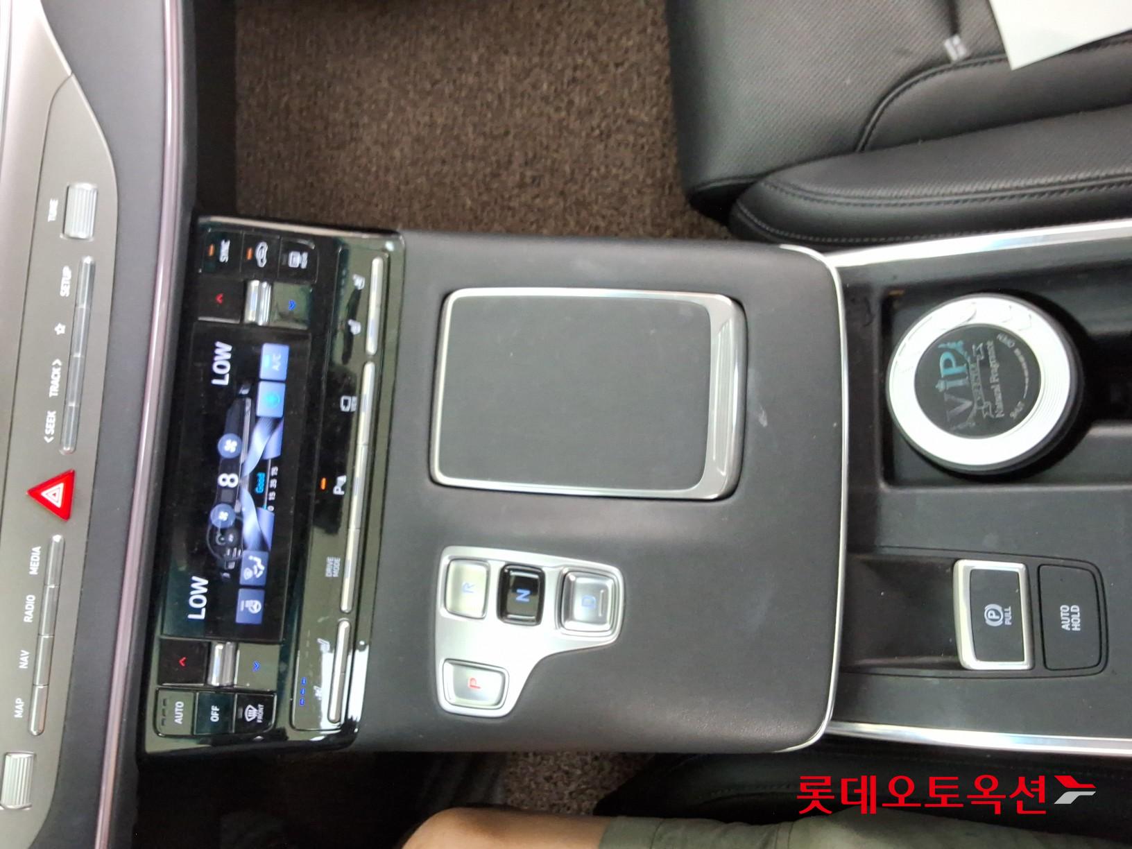2020 - hyundai grandeur