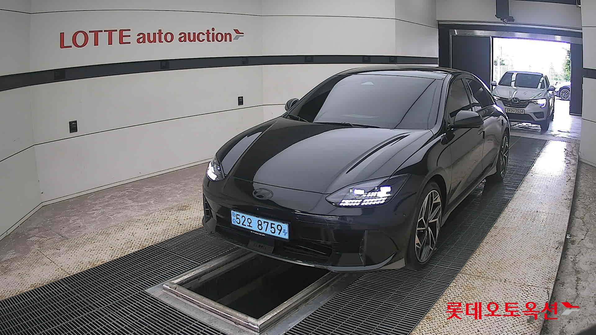 2023 - hyundai ioniq
