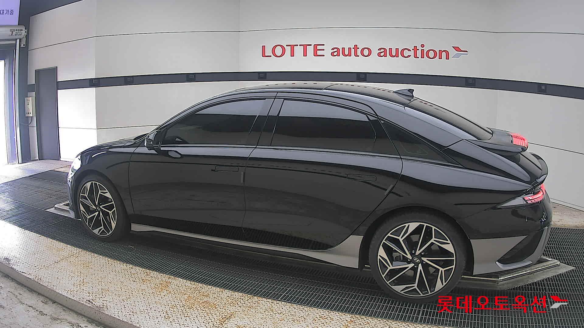 2023 - hyundai ioniq