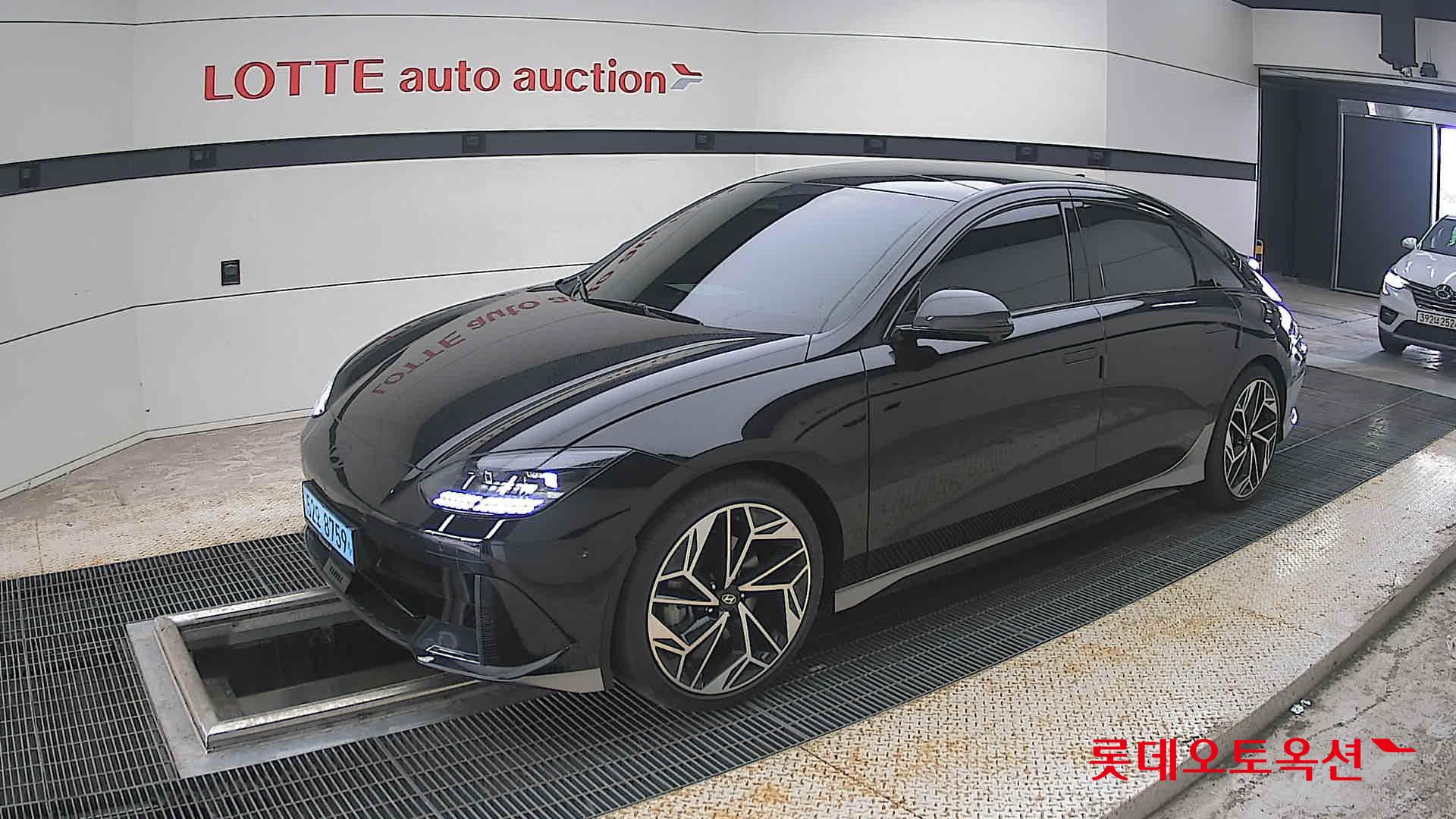 2023 - hyundai ioniq