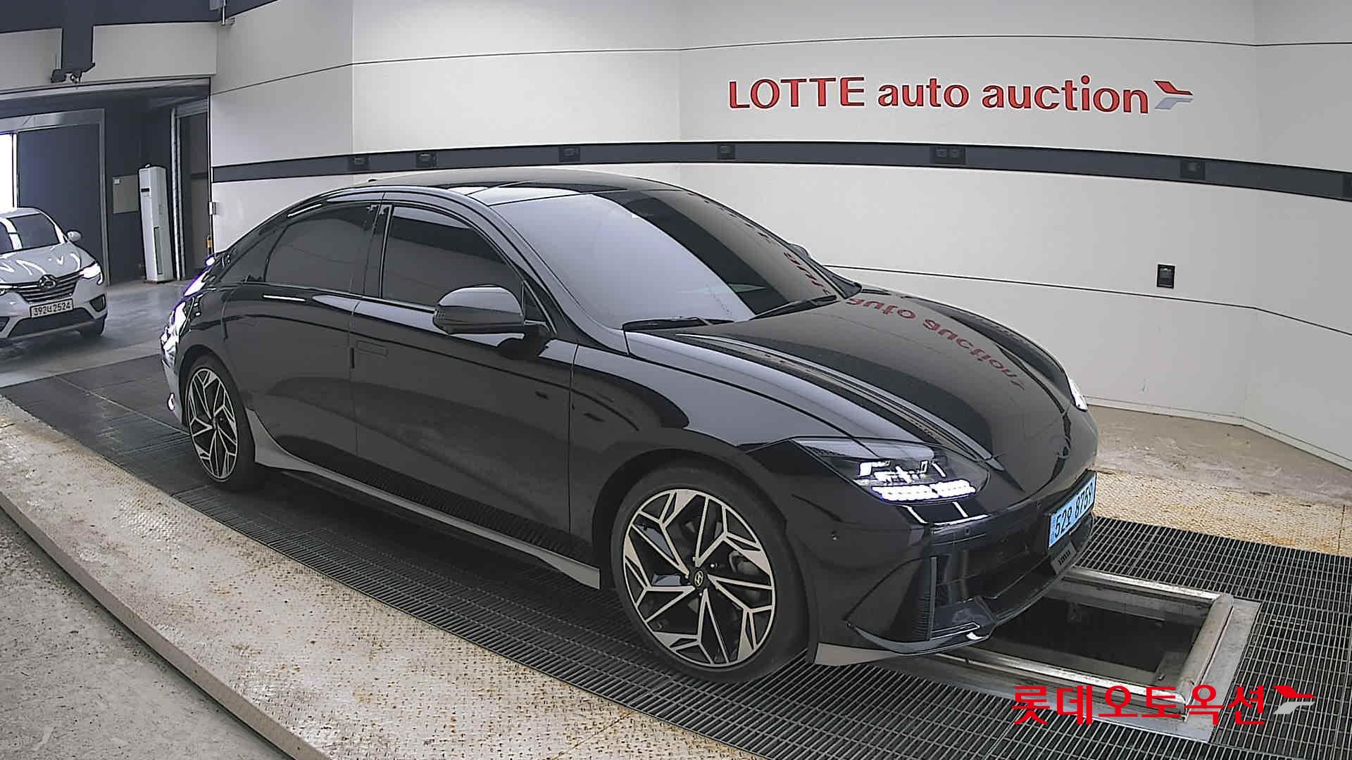 2023 - hyundai ioniq