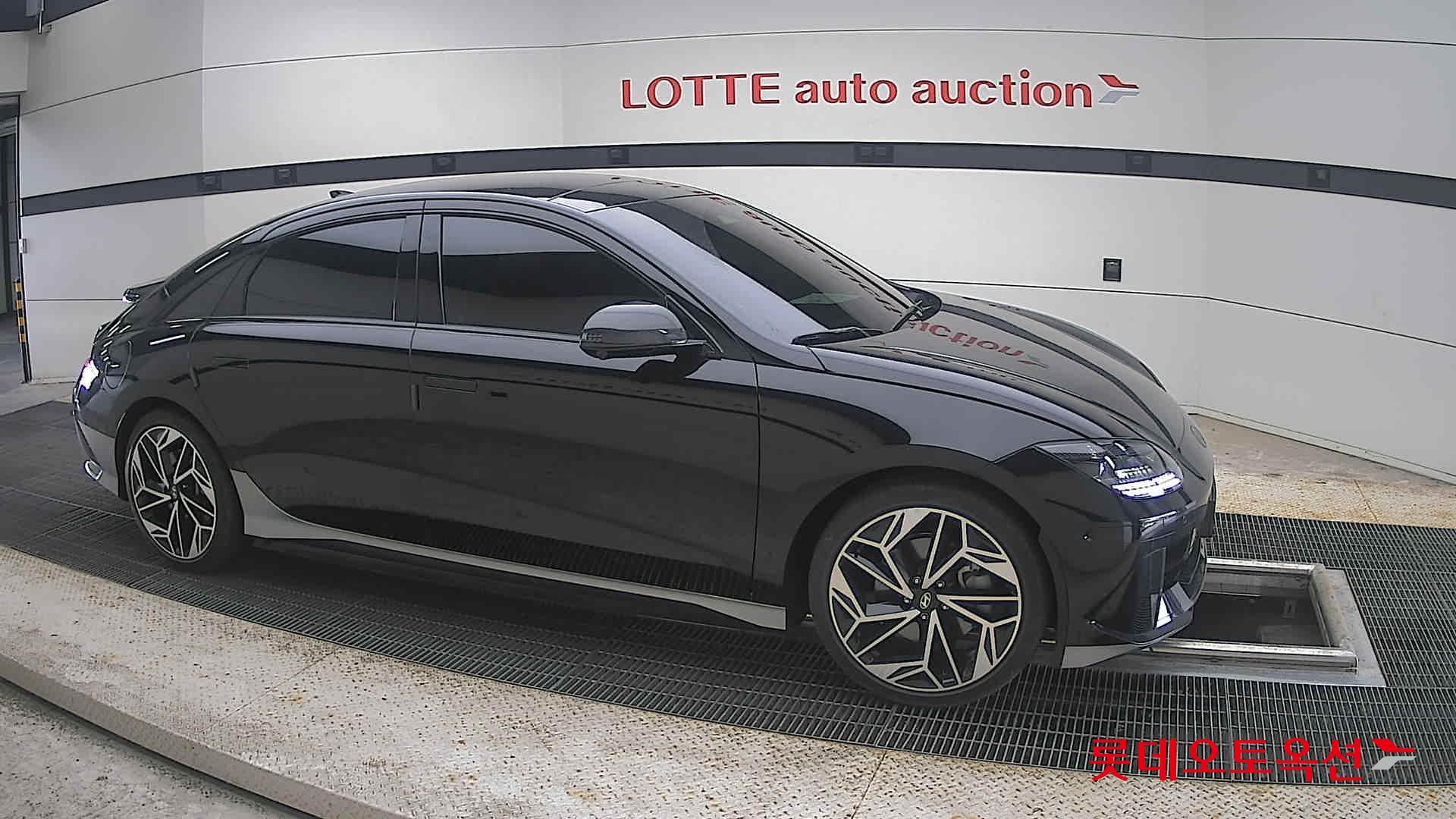 2023 - hyundai ioniq