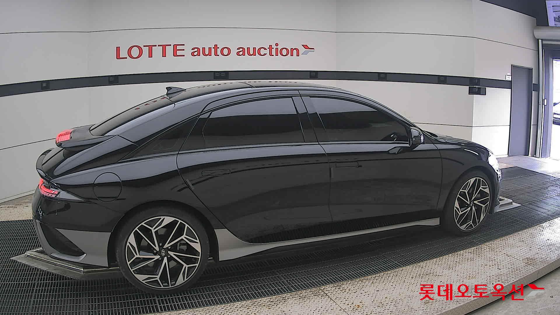 2023 - hyundai ioniq