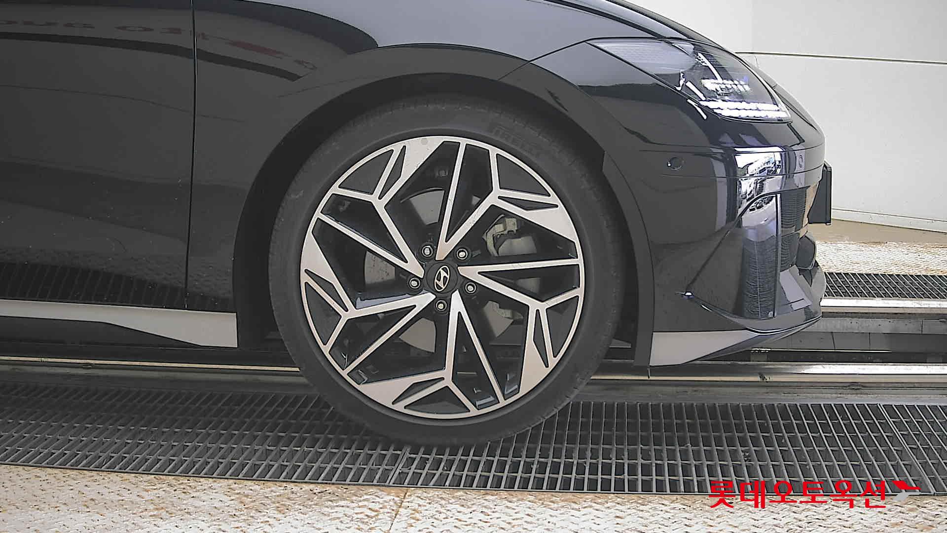 2023 - hyundai ioniq