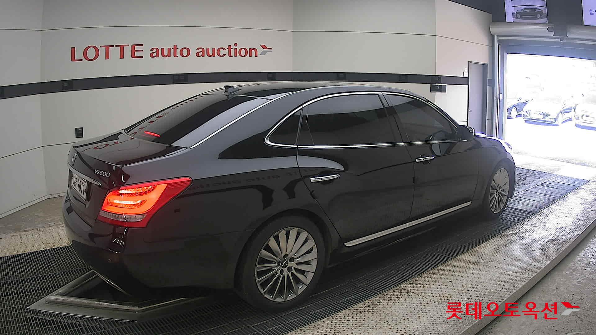 2015 - hyundai equus
