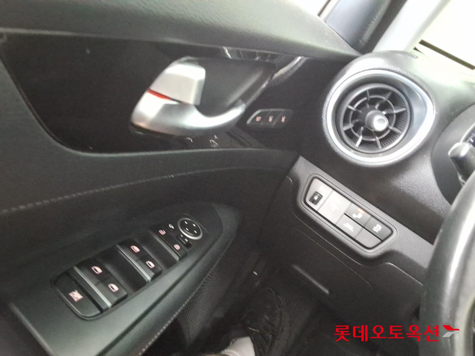 2019 - kia k3