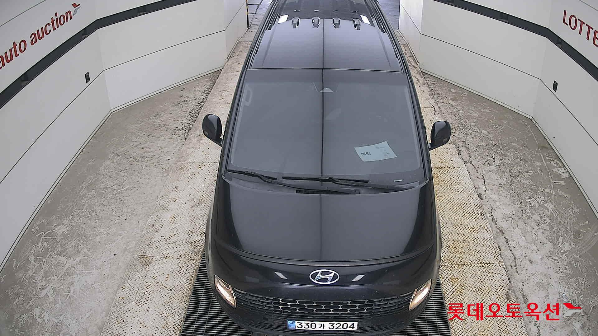 2022 - hyundai staria