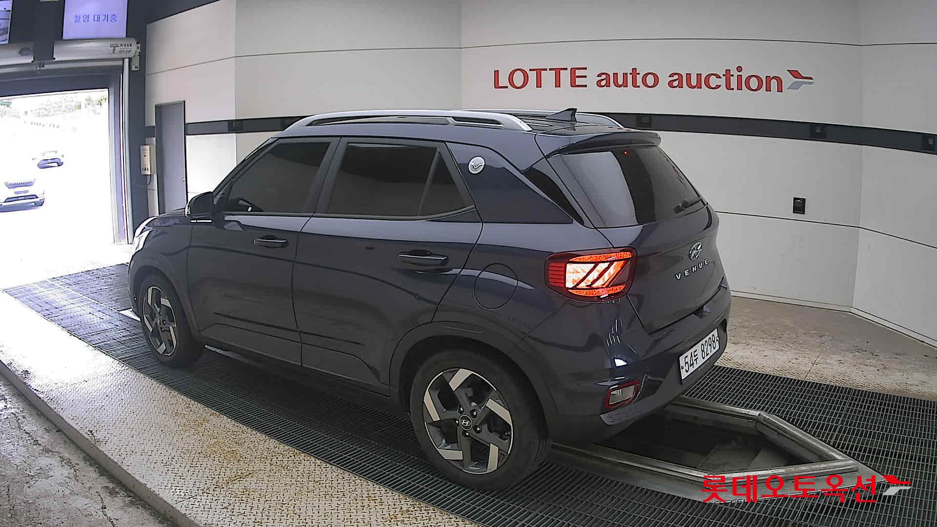 2020 - hyundai venue