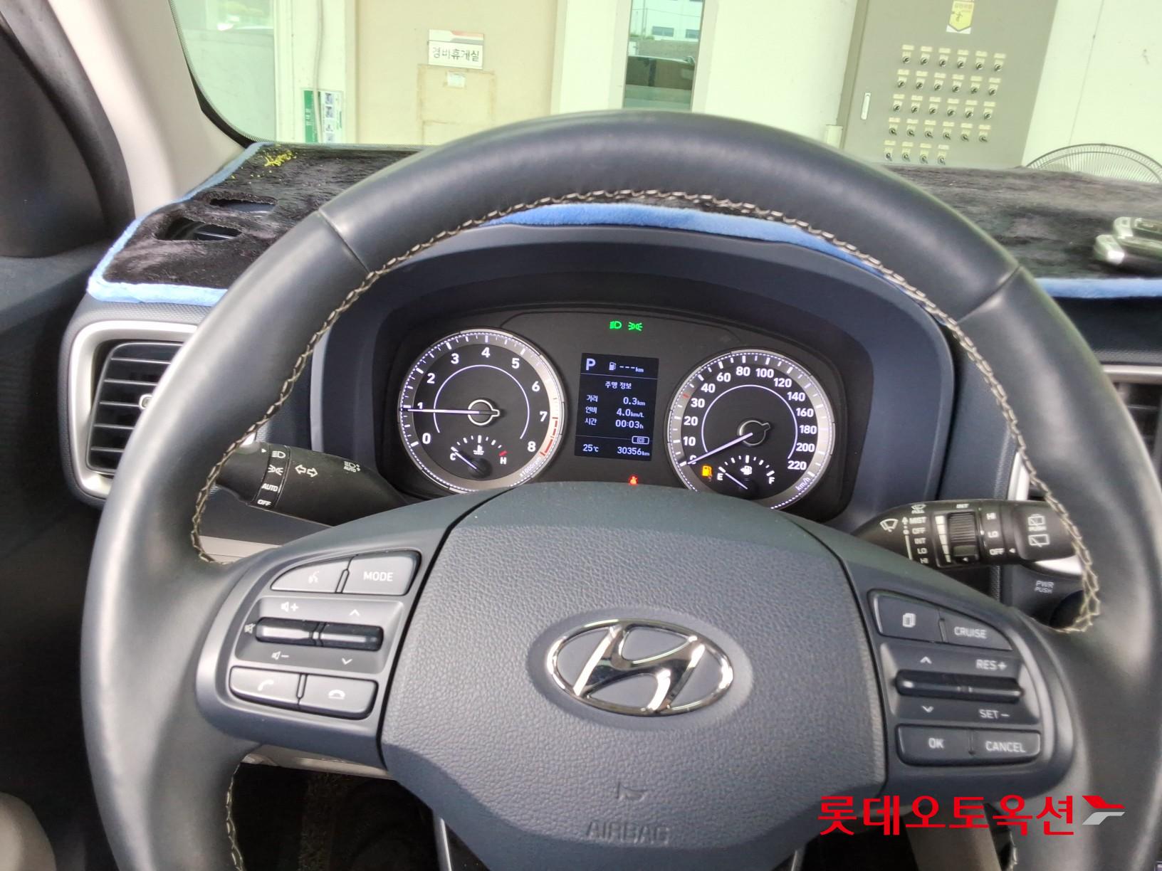 2020 - hyundai venue
