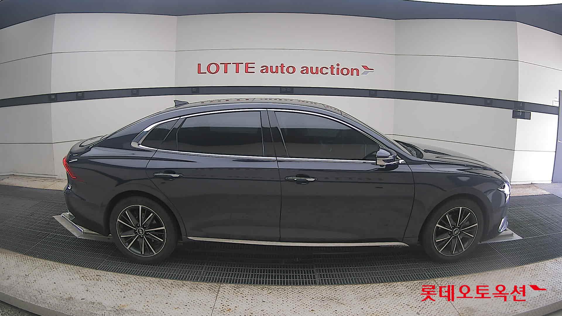 2020 - hyundai grandeur