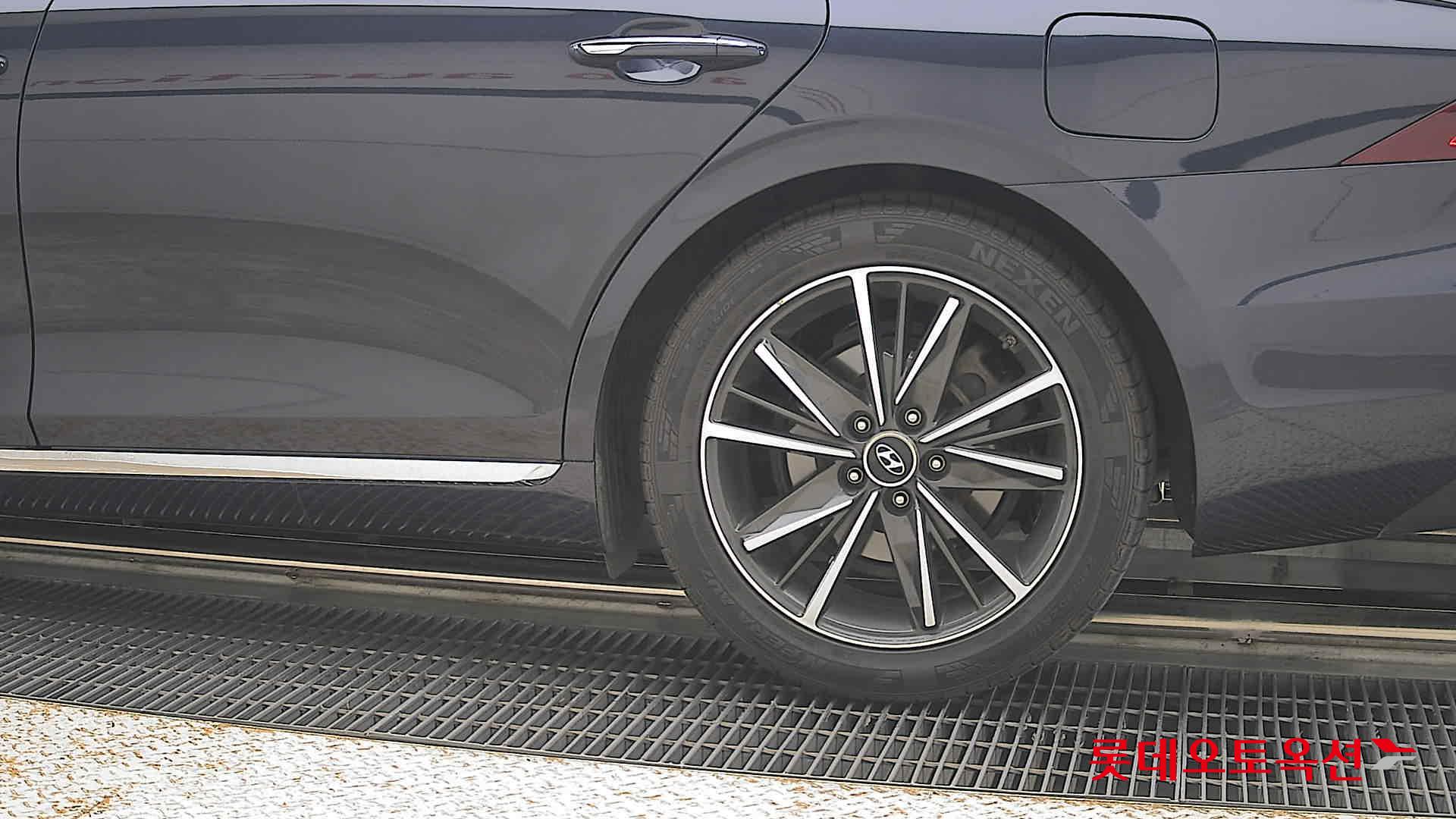 2020 - hyundai grandeur