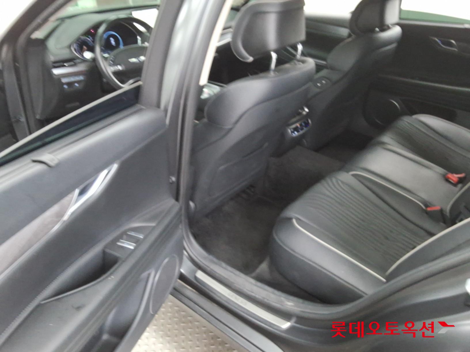 2021 - genesis g80