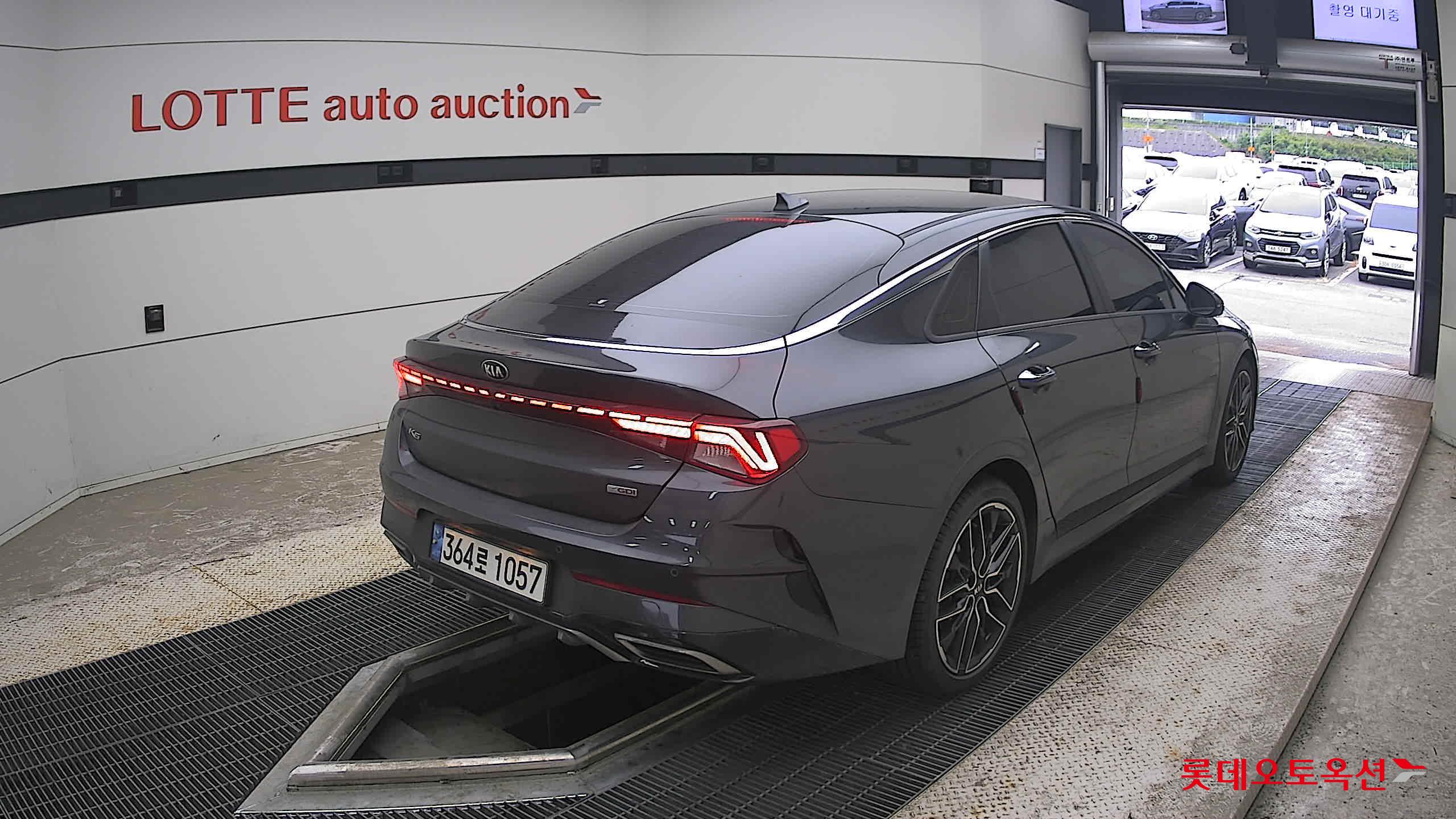 2021 - kia k5