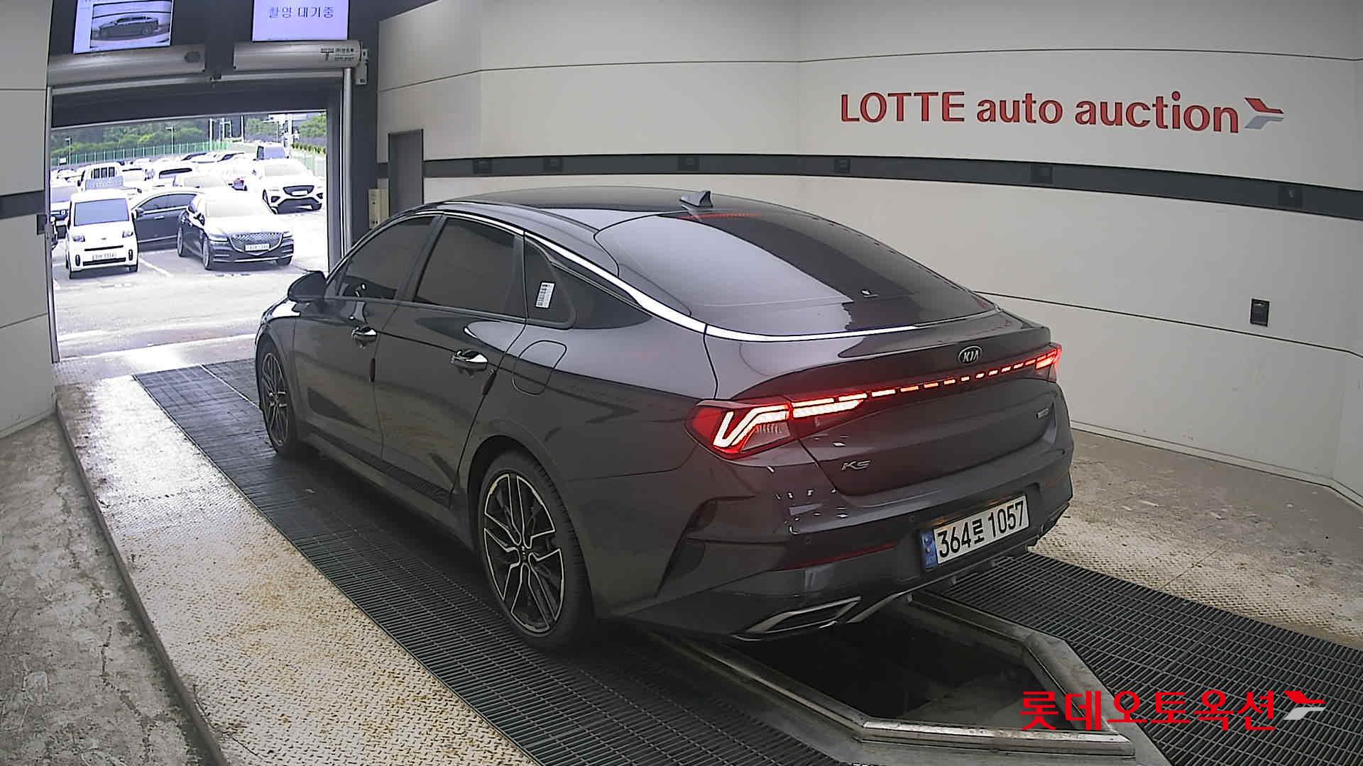 2021 - kia k5