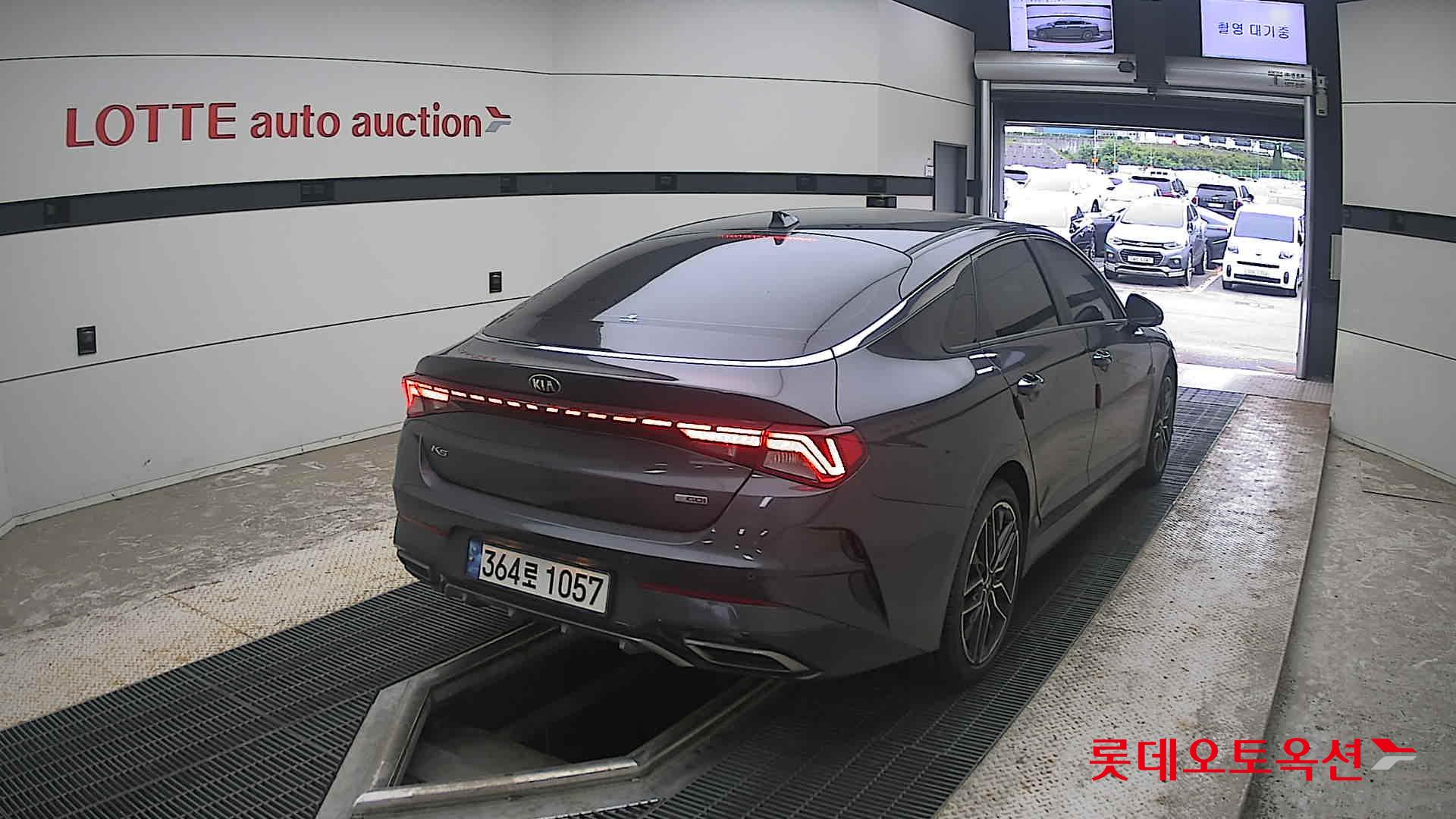 2021 - kia k5