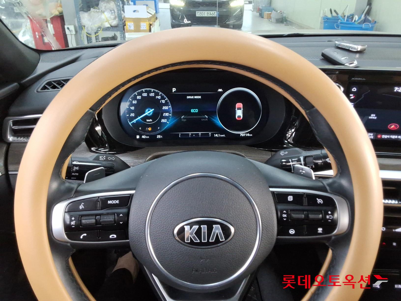 2021 - kia k5