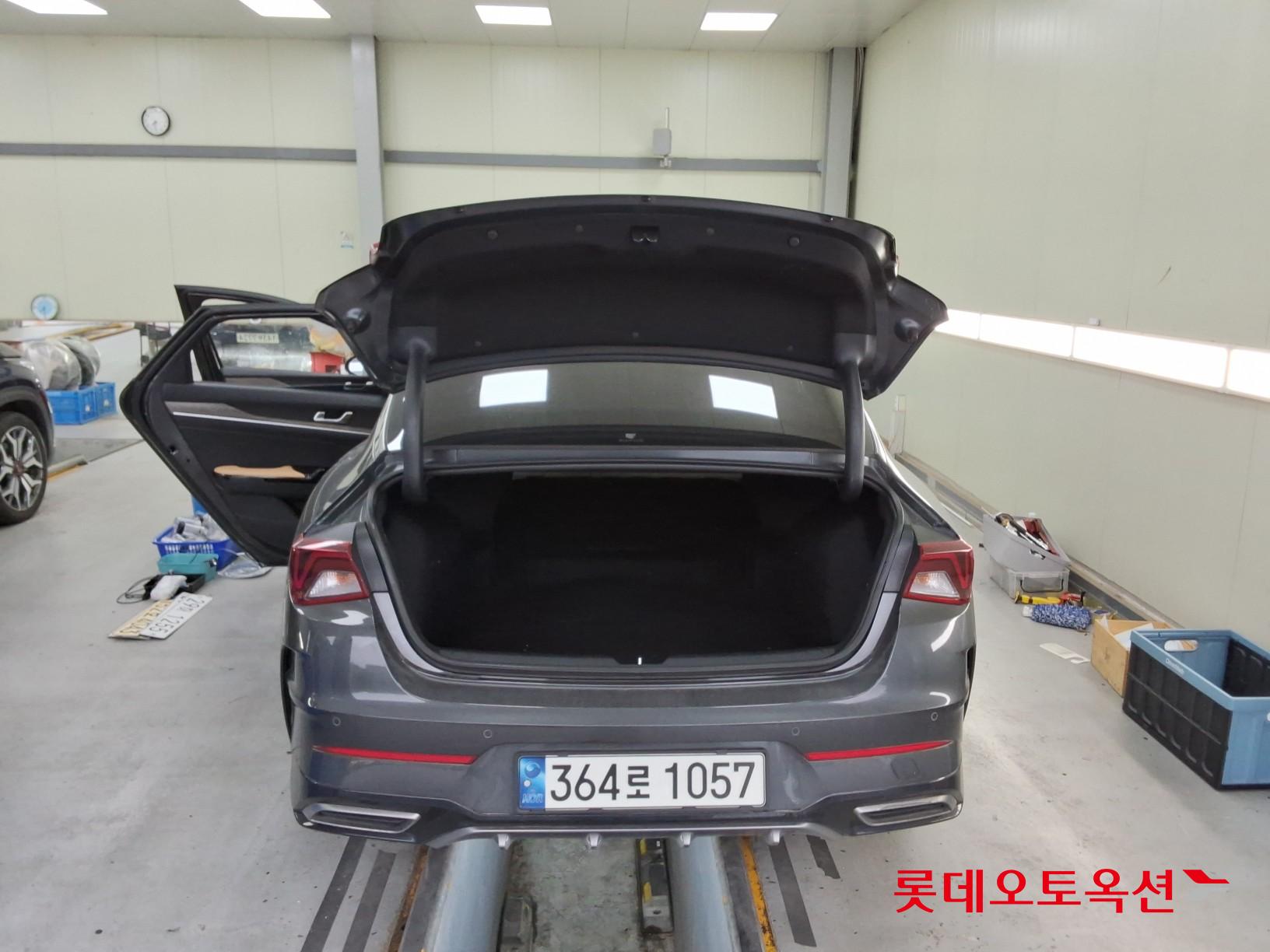 2021 - kia k5