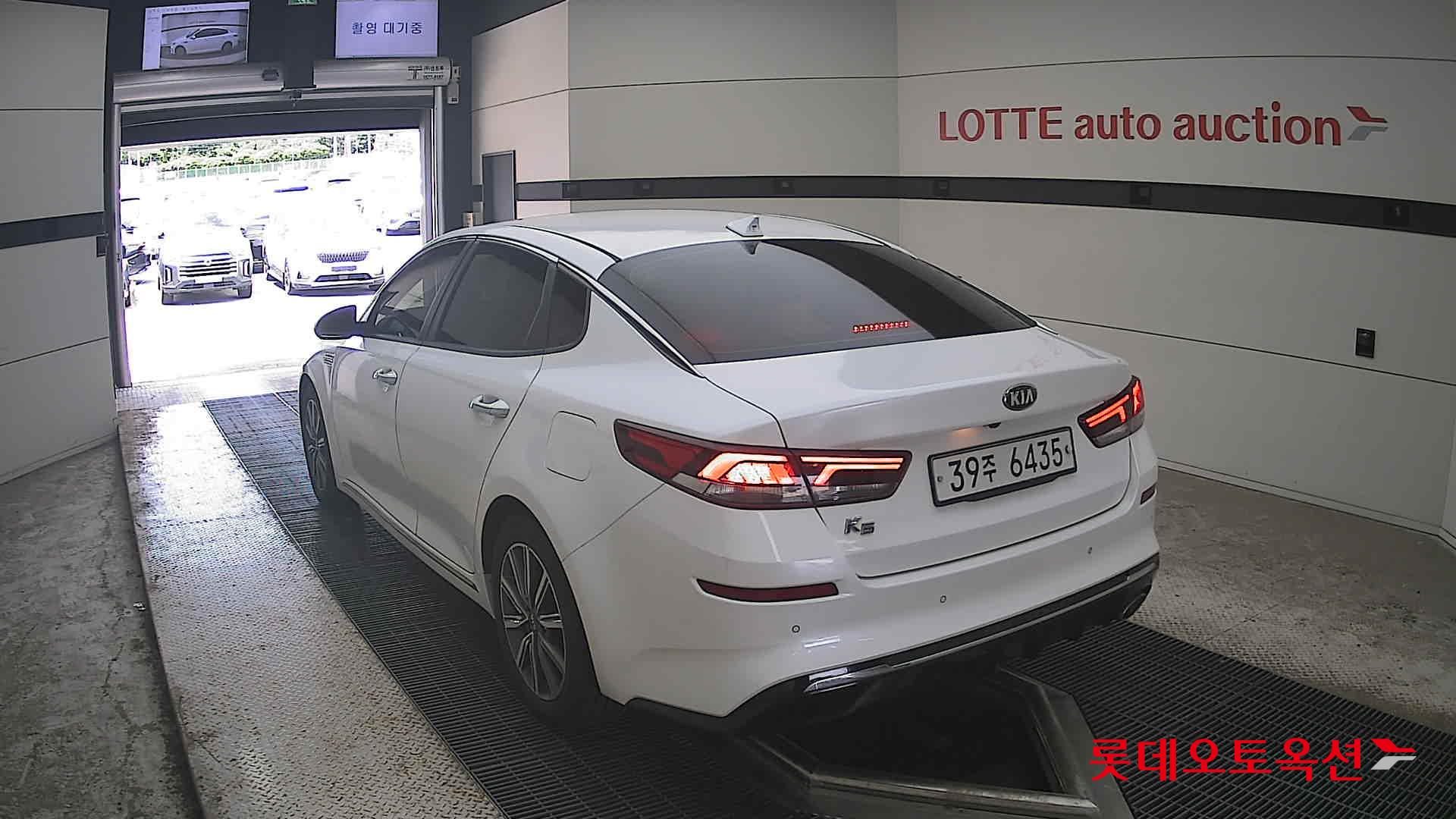 2019 - kia k5