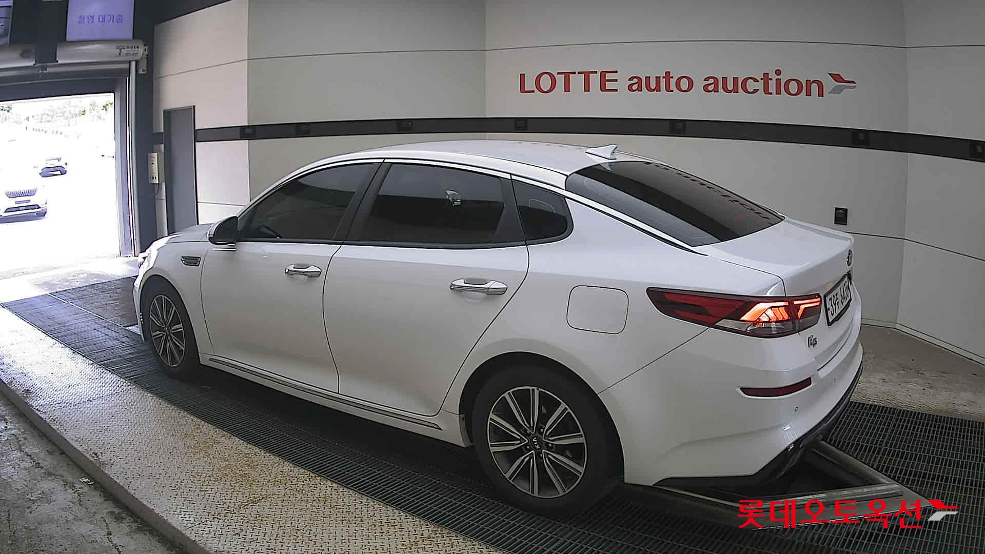 2019 - kia k5