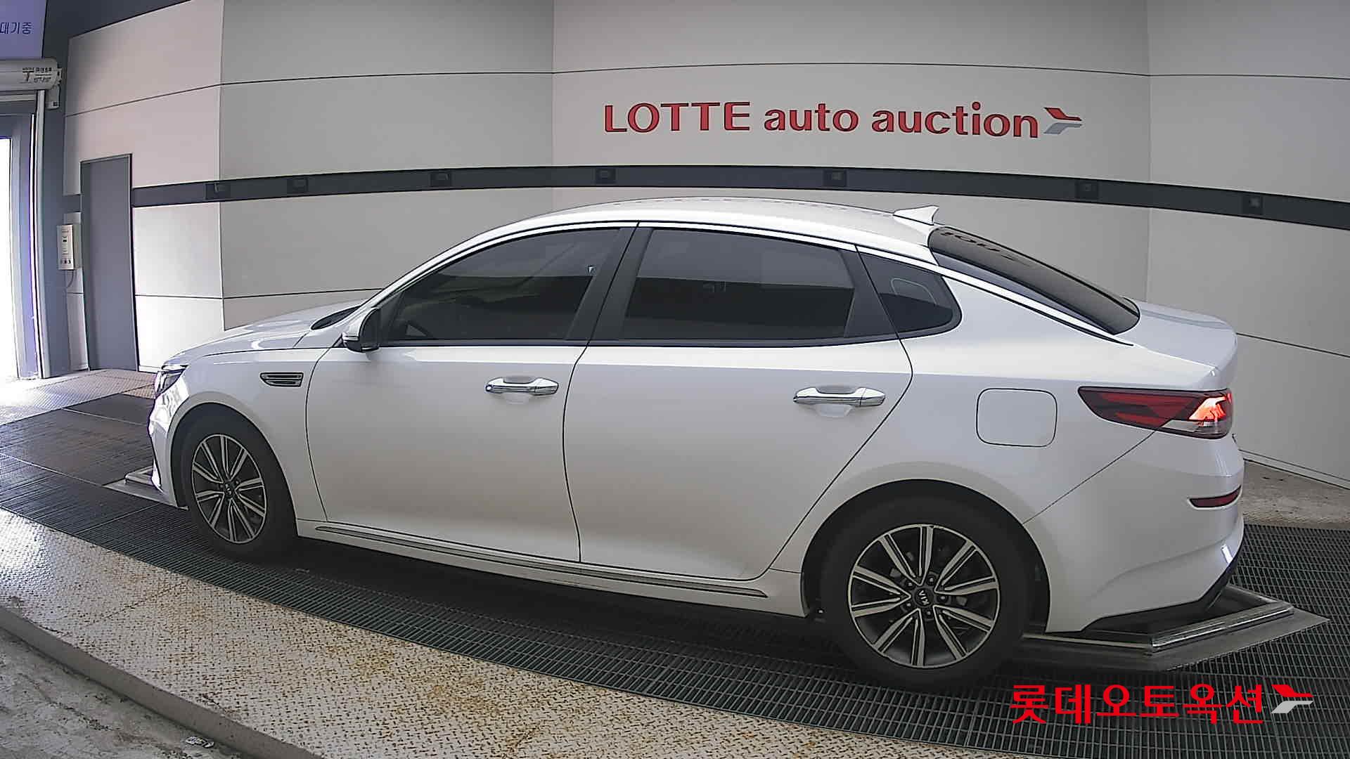 2019 - kia k5
