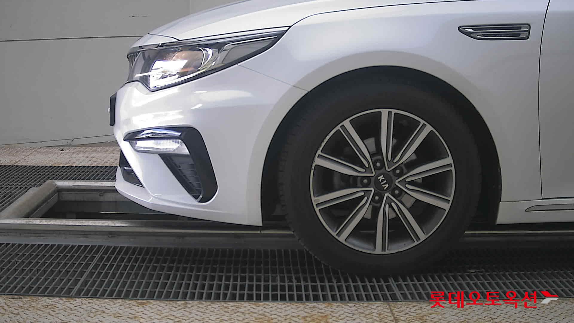 2019 - kia k5