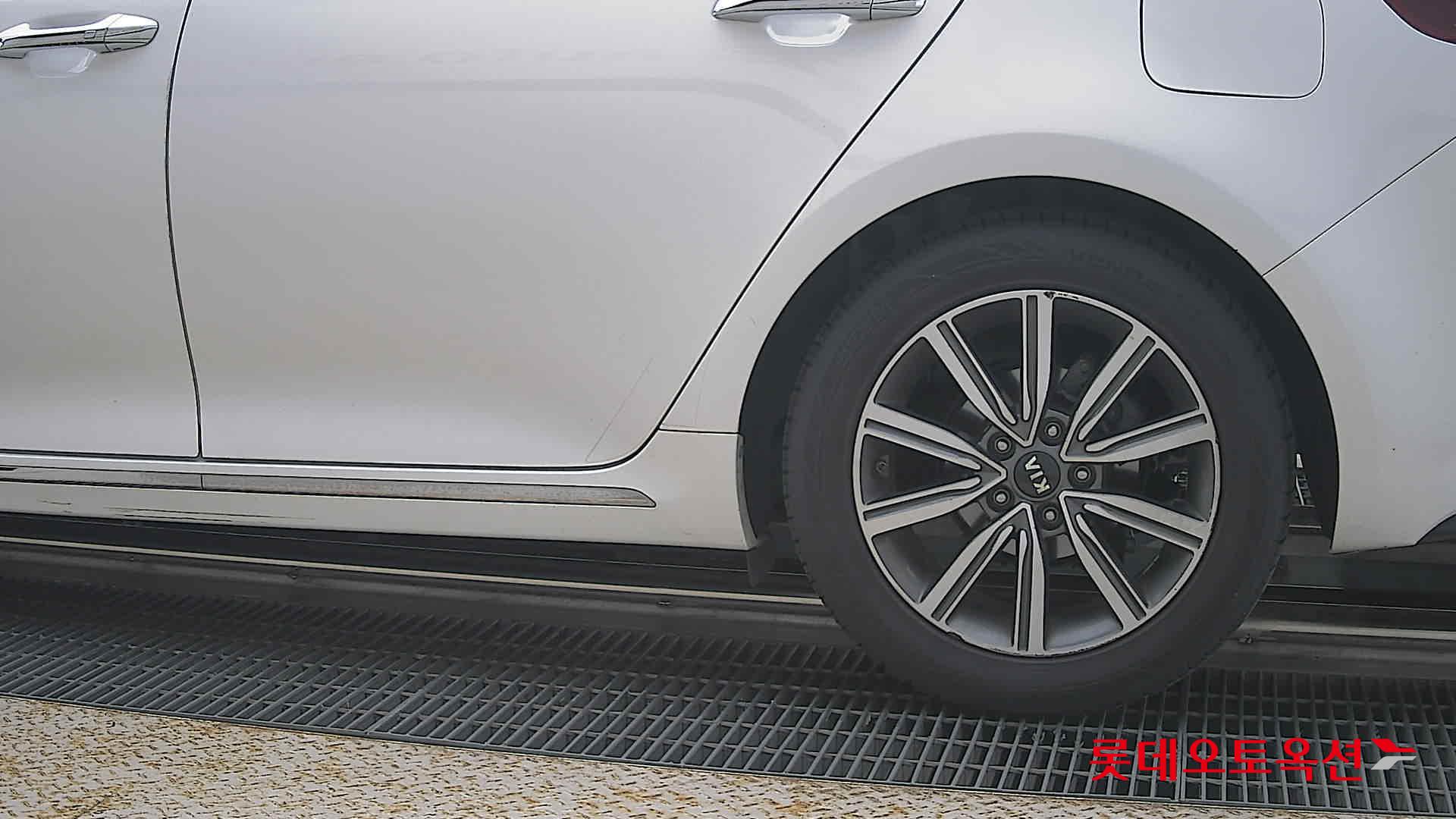 2019 - kia k5