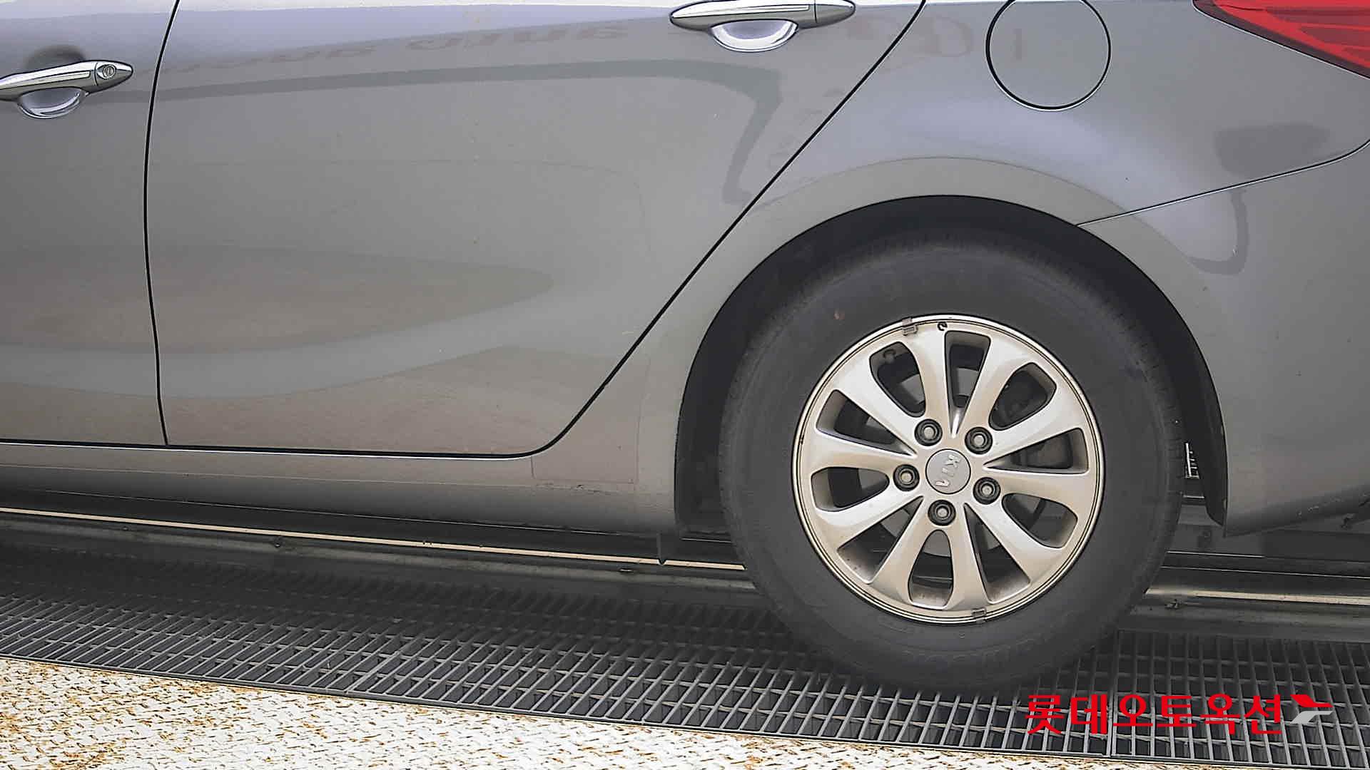 2015 - kia k3