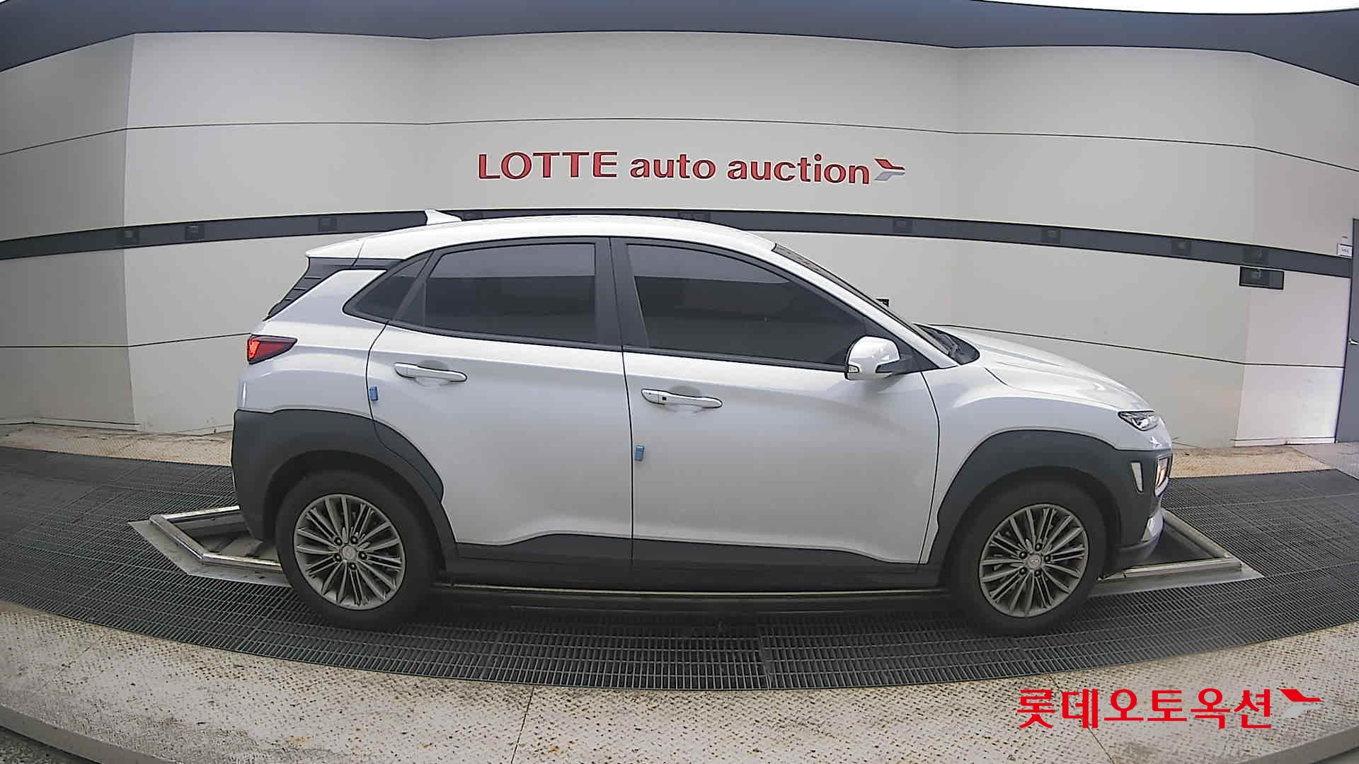 2020 - hyundai kona