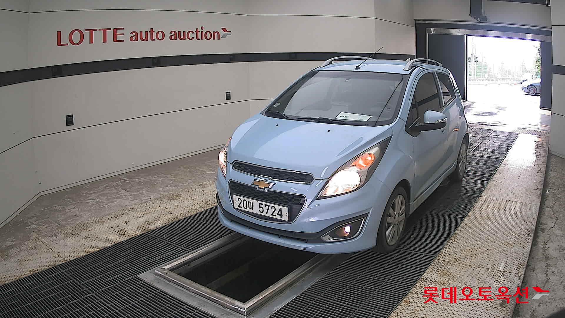 2014 - chevrolet spark