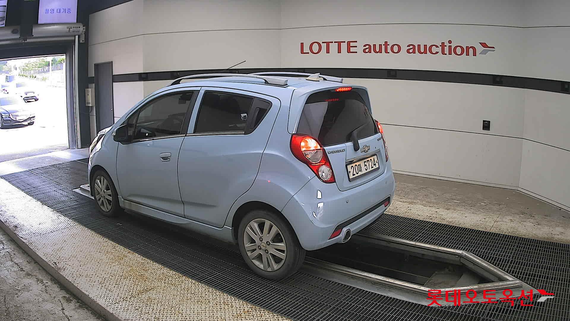 2014 - chevrolet spark