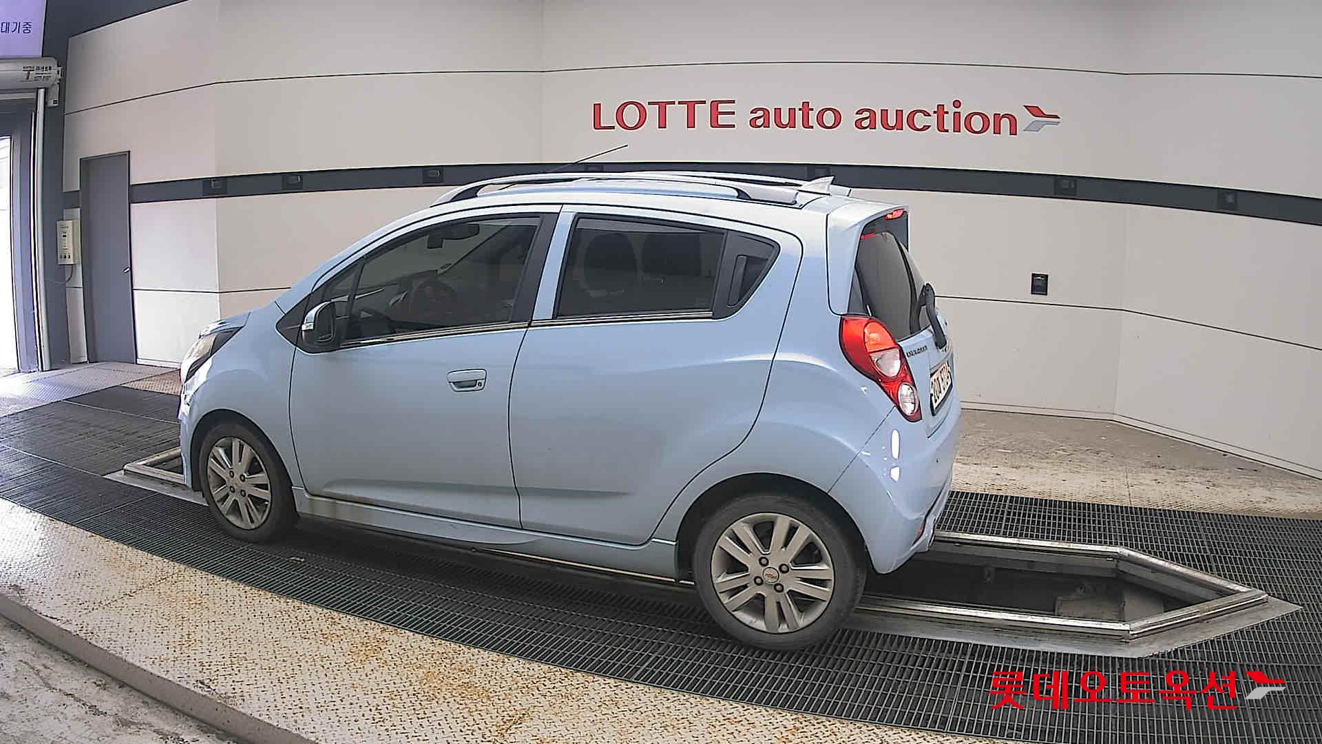 2014 - chevrolet spark