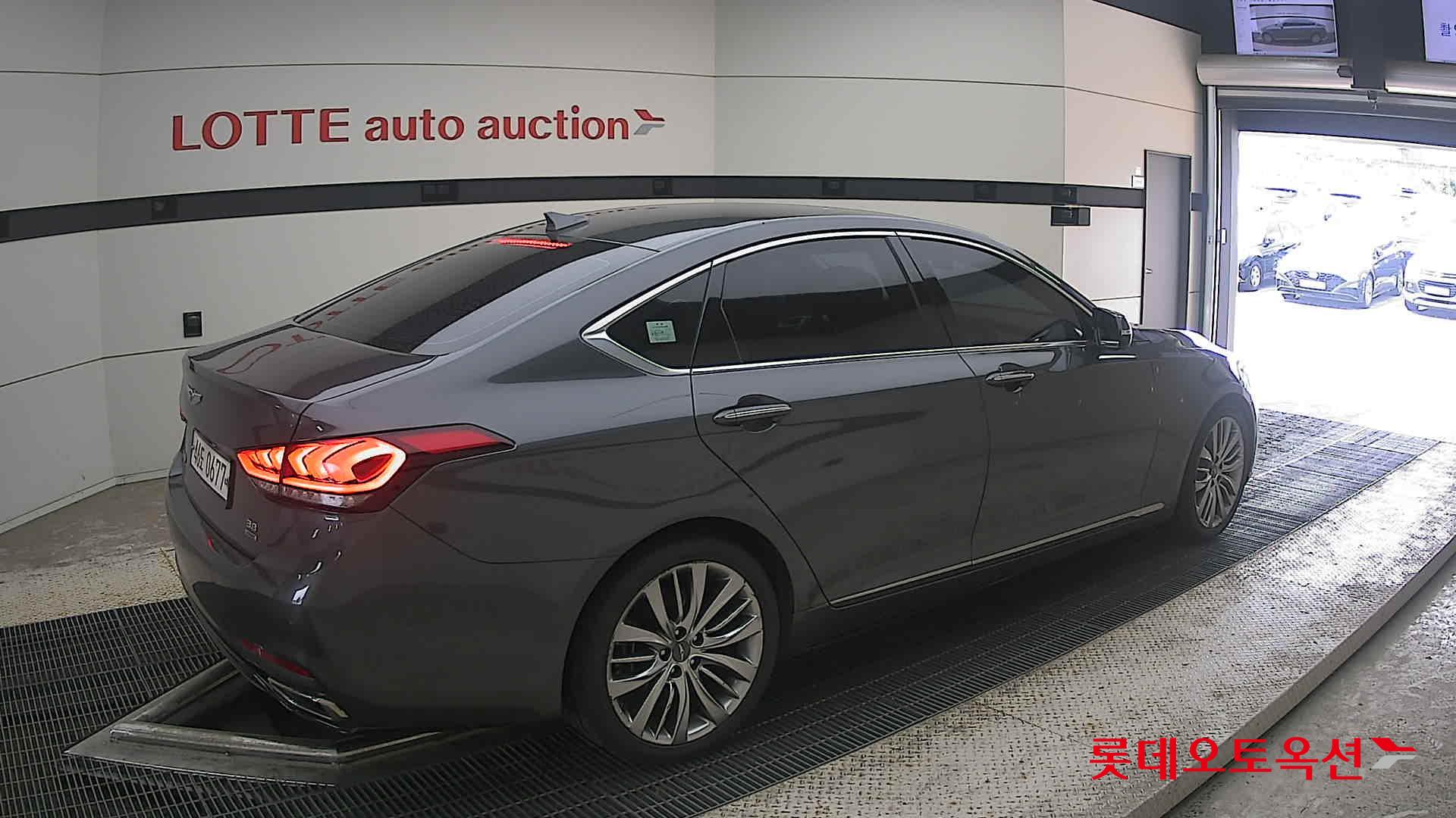 2017 - genesis g80
