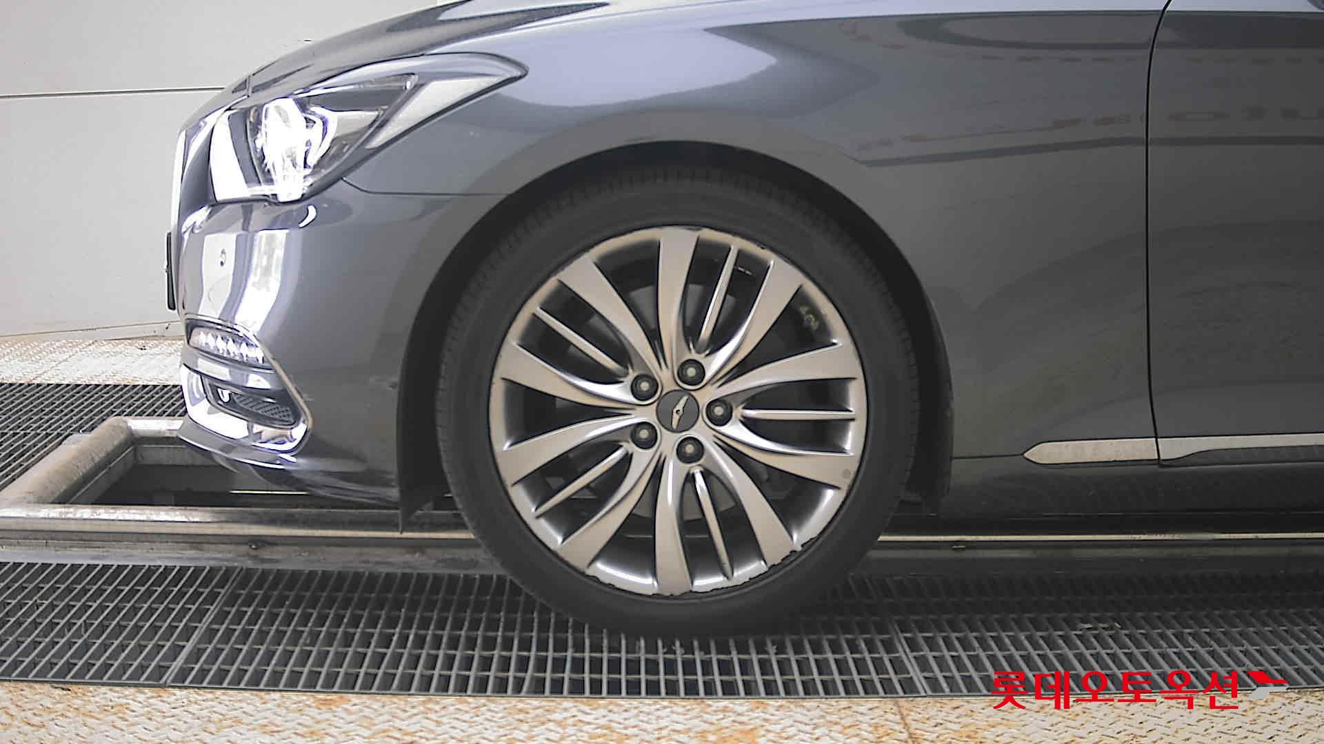 2017 - genesis g80