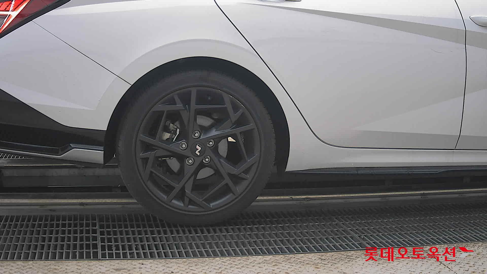 2024 - hyundai avante