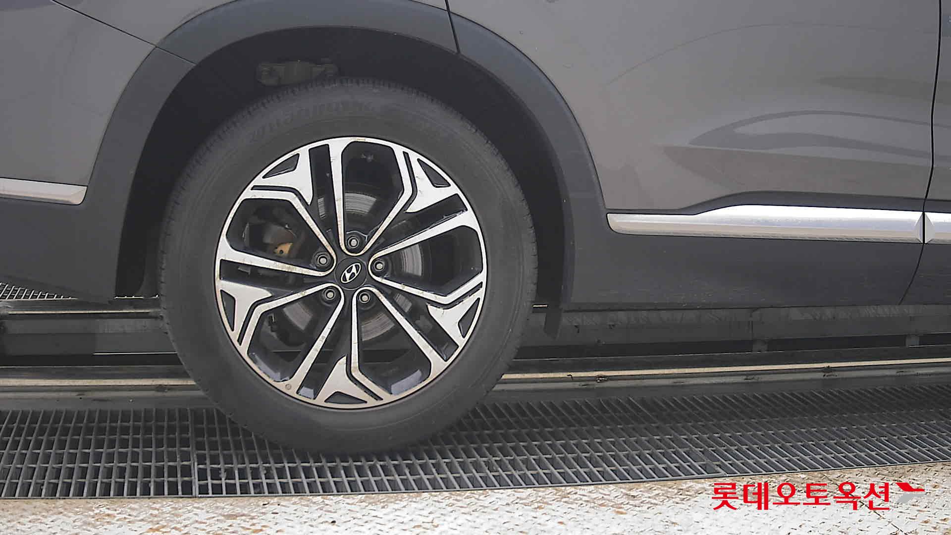2020 - hyundai santafe